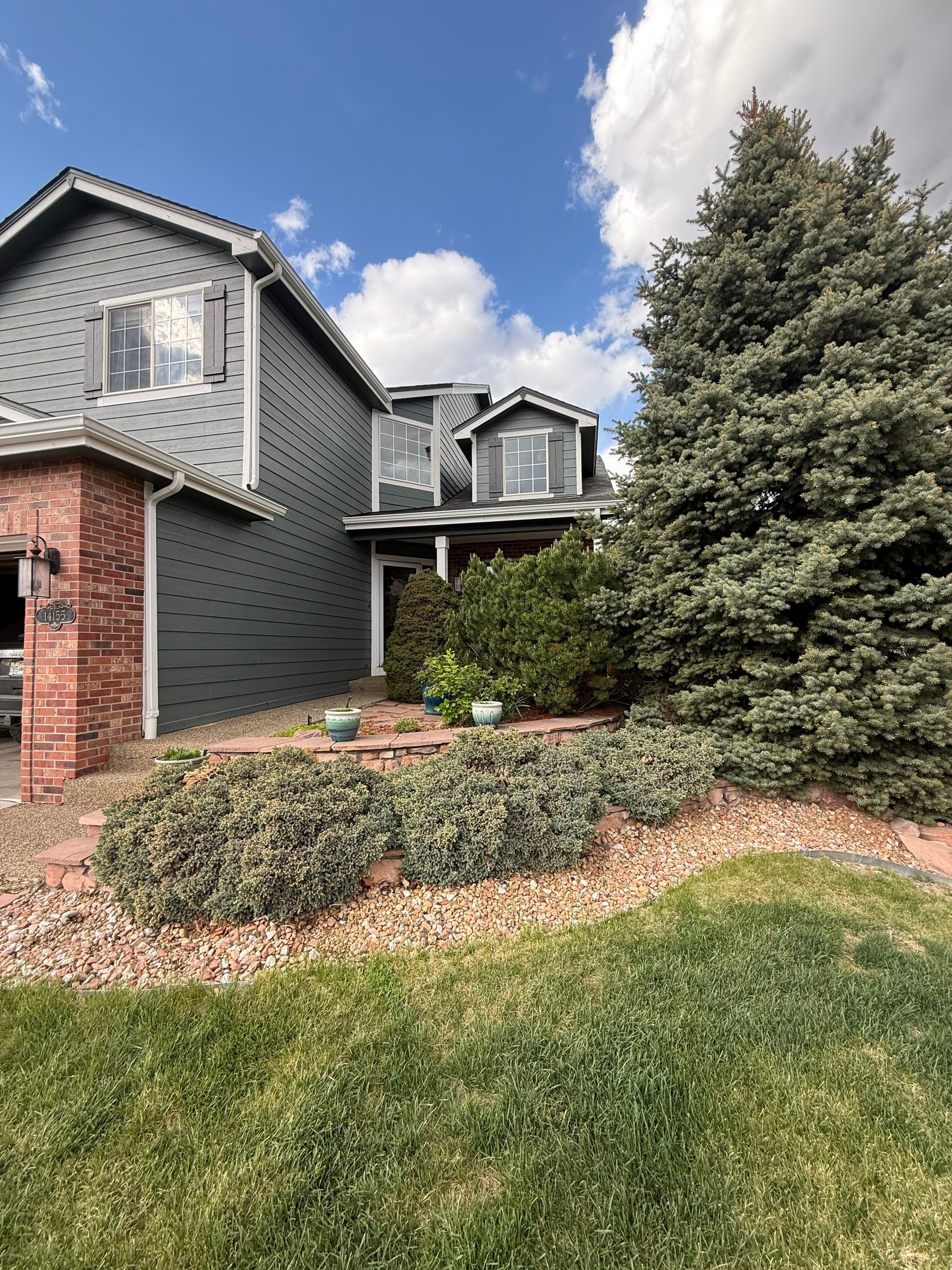 The Grand Entryway by JRM landscape & design