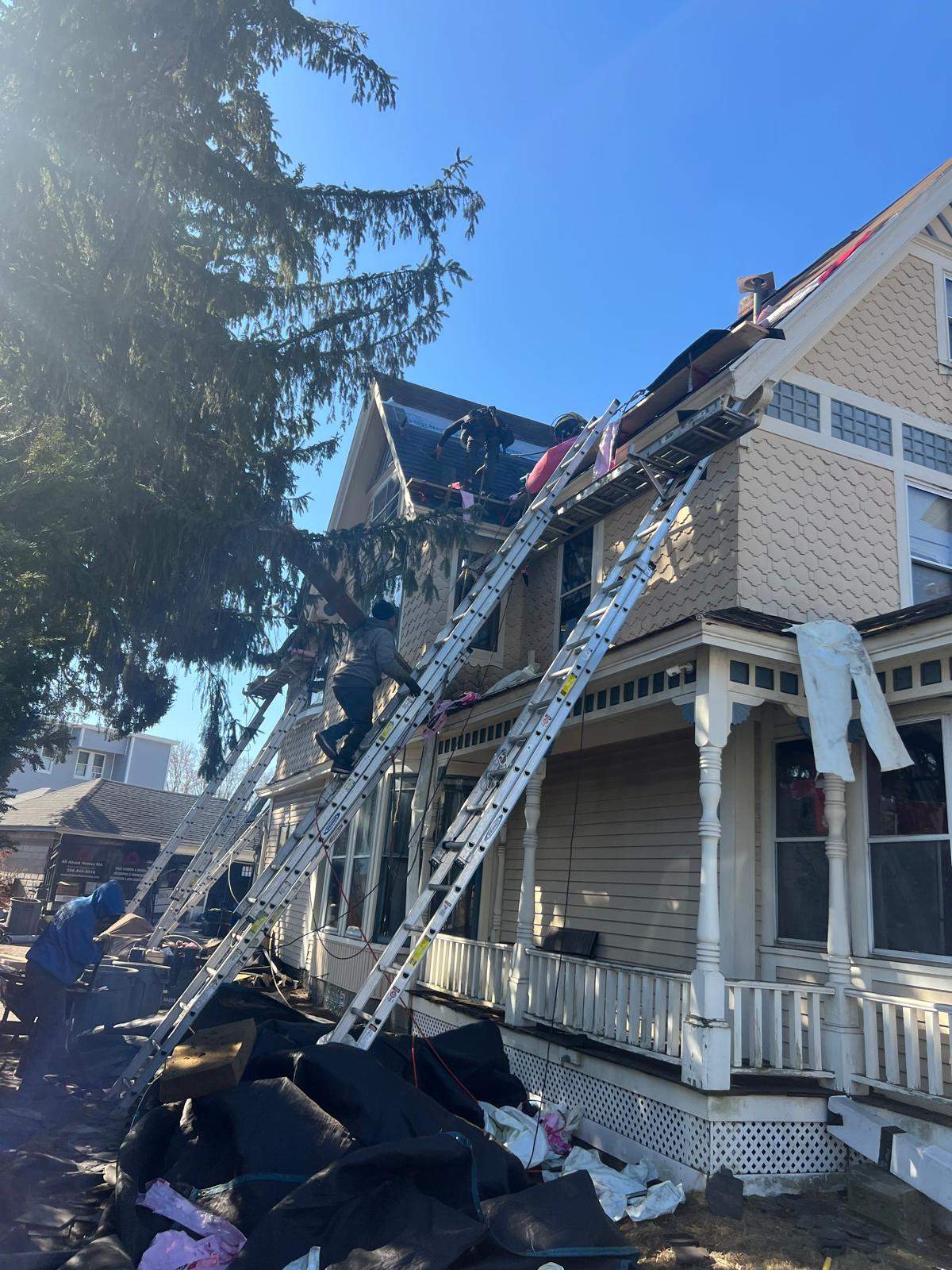 Slate Roof Conversion on Historic Home & Detached Garage – Owens Corning Duration, Estate Gray by JOHNNYS PRO