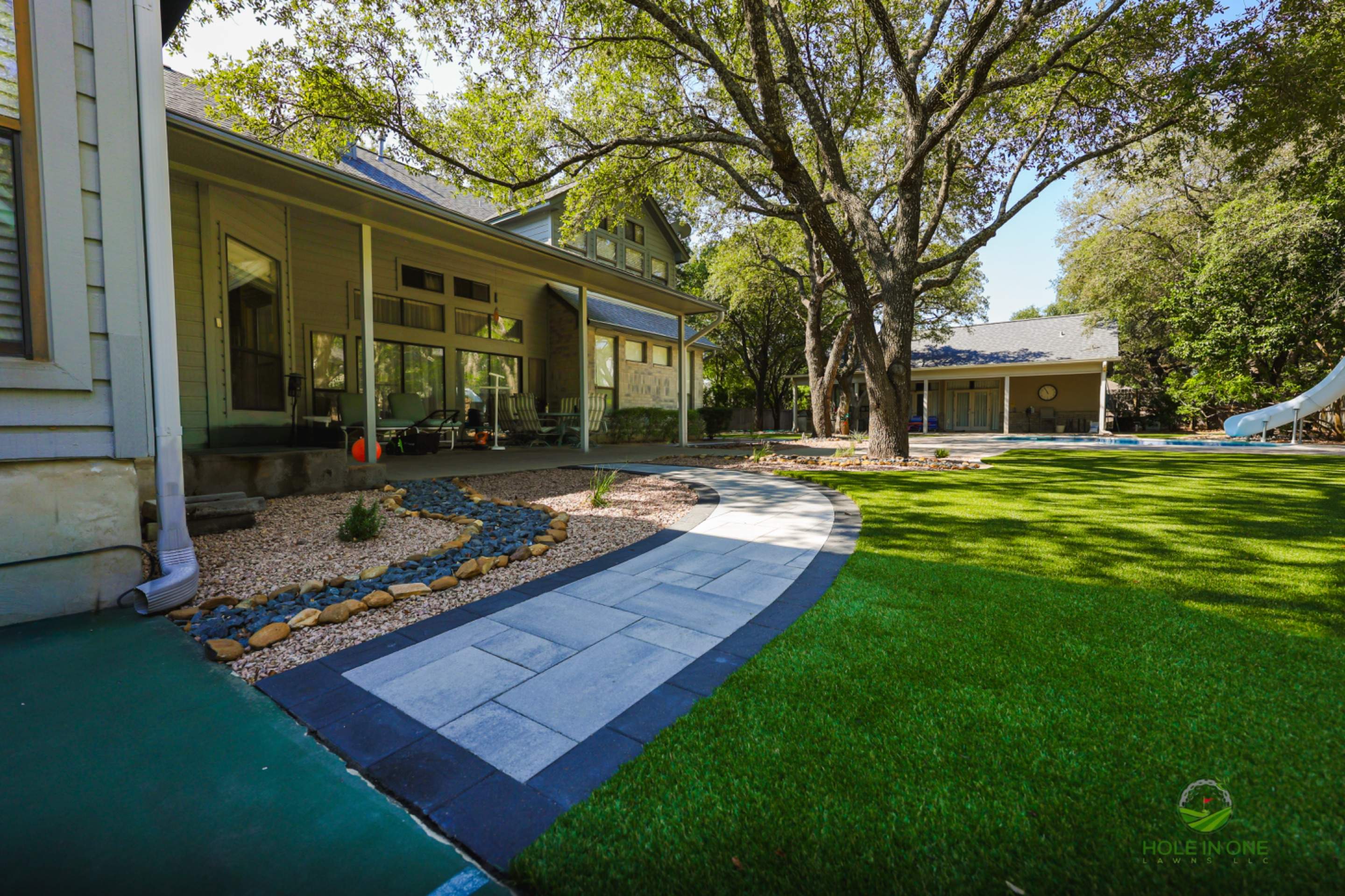 Chase Oak, San Antonio Tx. by Hole In One Lawns, LLC