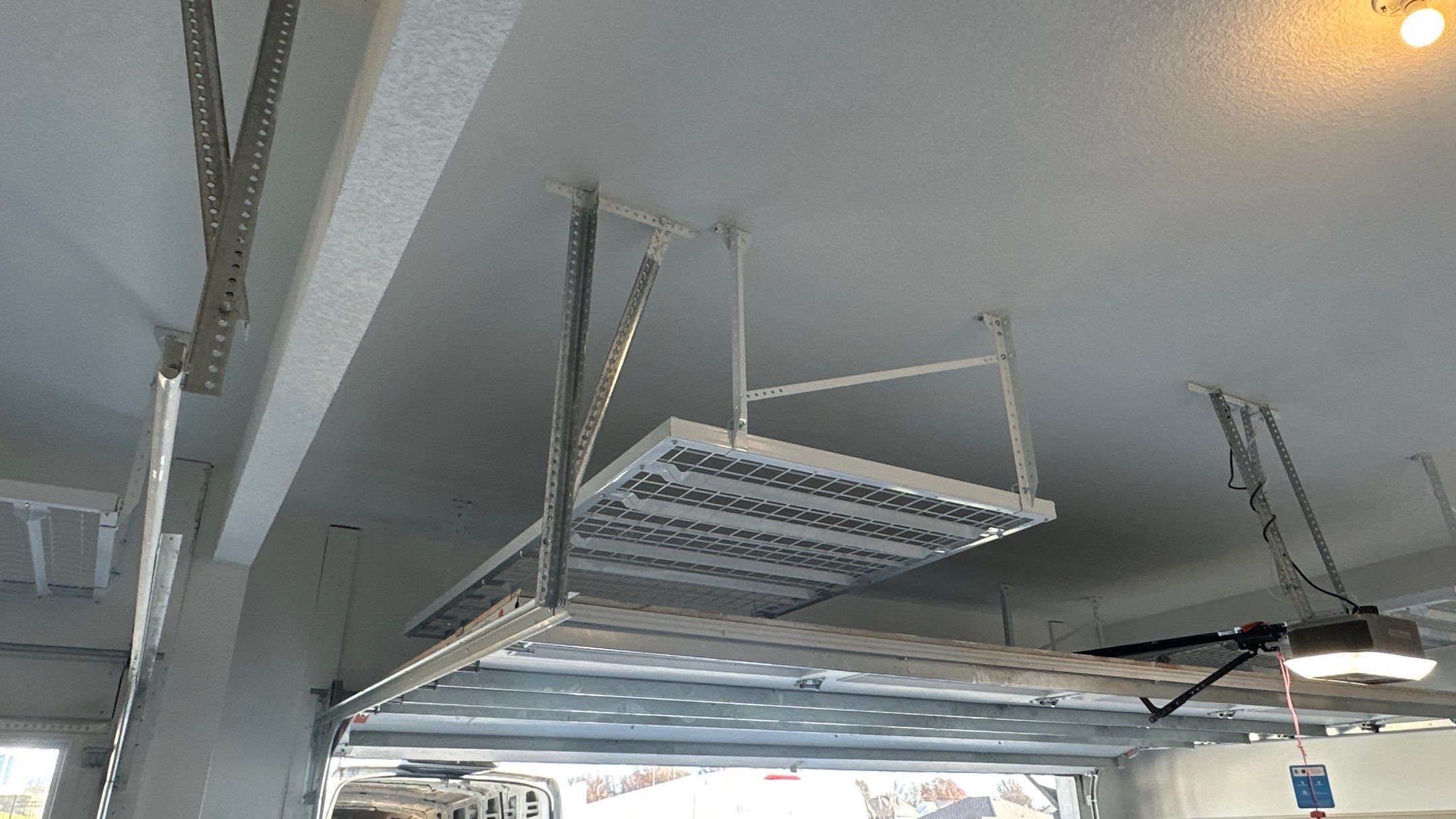 Stonhenge flake floors just look great. Wow!!! by Banner Garage