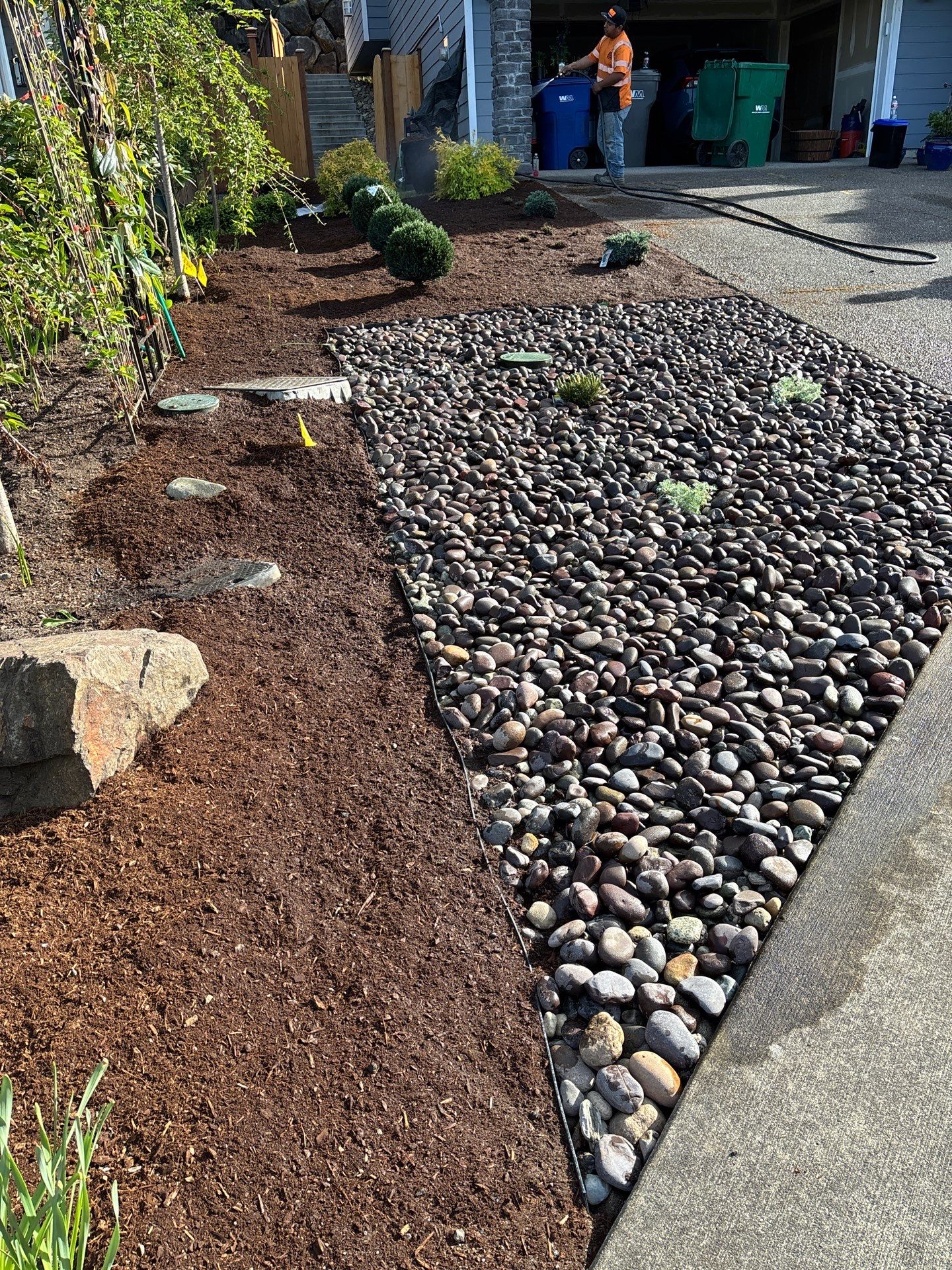 Front Yard Landscaping Makeover | Snohomish  by Jireh Asphalt & Concrete Inc 