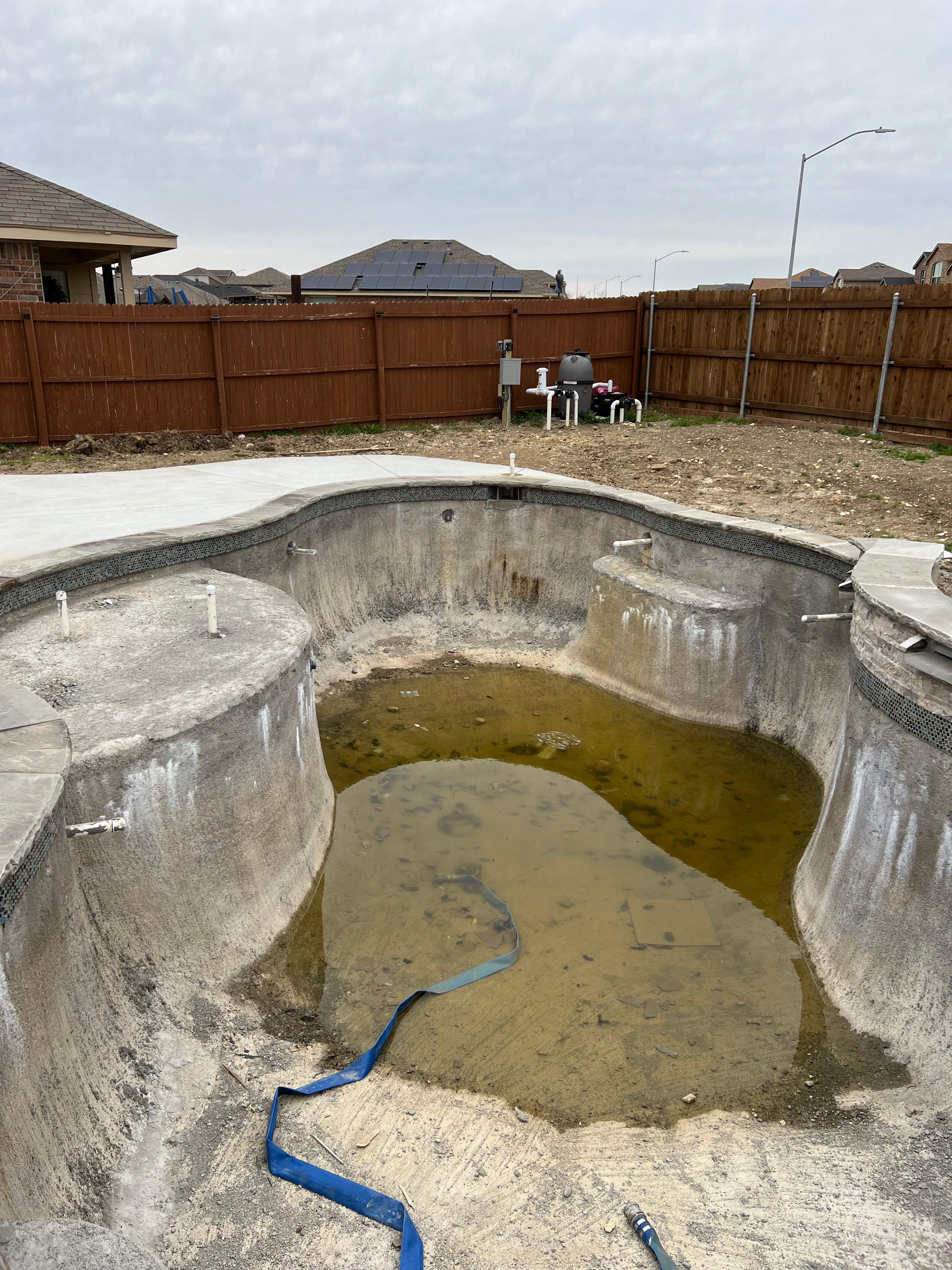 Freeform Pool with Sun Shelf by Pinnacle Pools and Spas - DFW