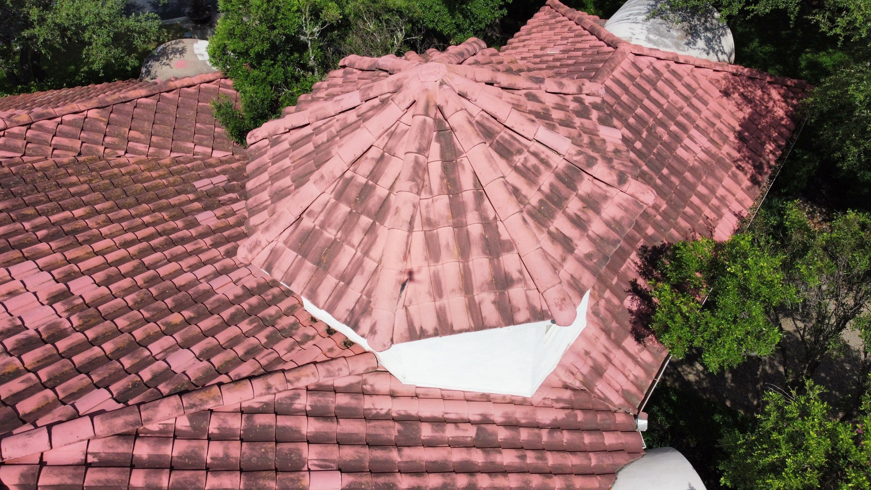 Tile Roof Wash Project in San Antonio by Bright Choice