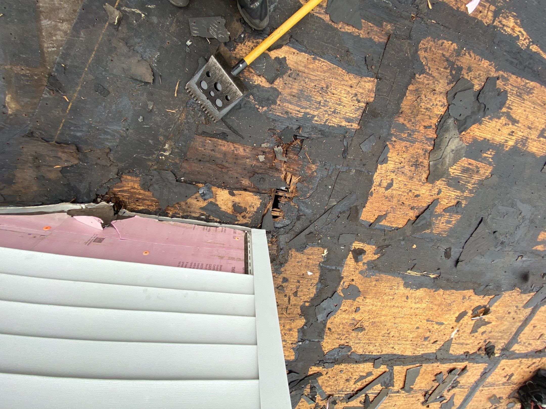 Roof Replacement using CertainTeed Landmark by 180 Contractors