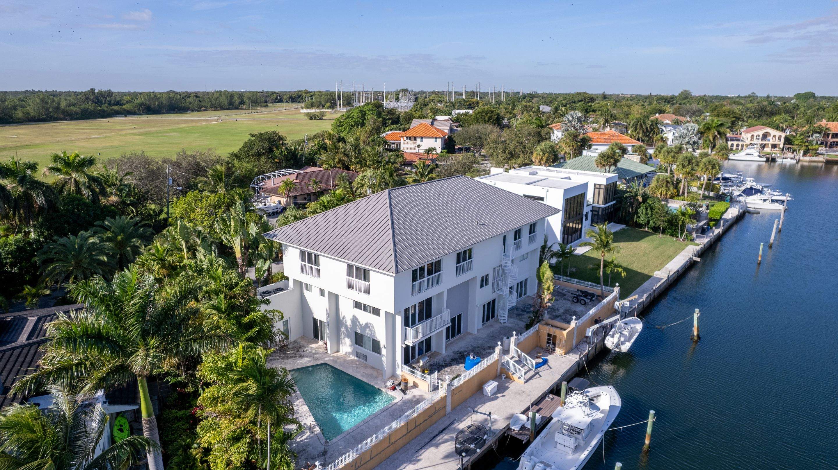 Metal Roof - Aluminum - Slate Gray by Istueta Roofing