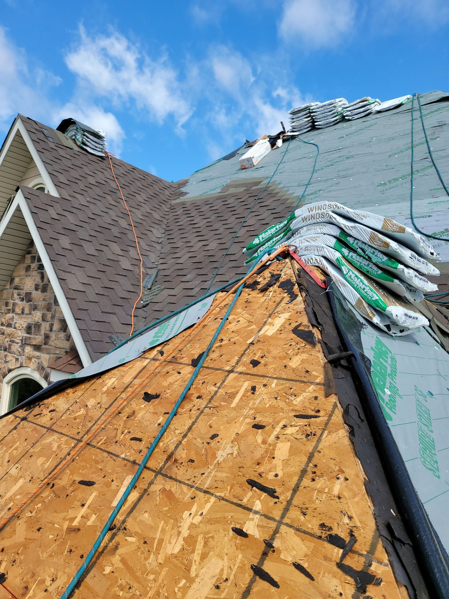 Windsor Designer Shingles  by Rhino Roofing LLC