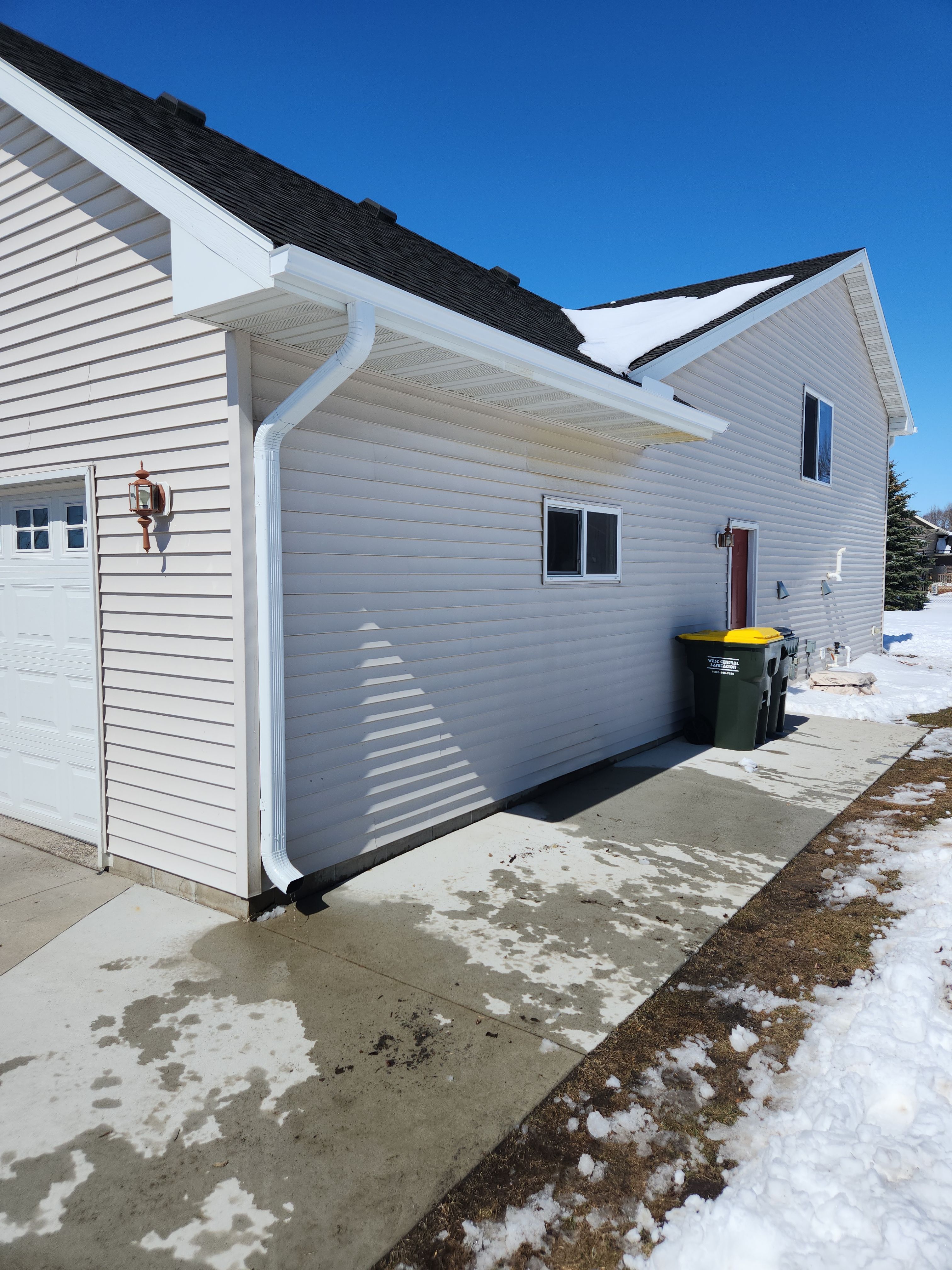 5" Gutters in Spicer by Next Level Seamless Gutters / Exteriors Inc.