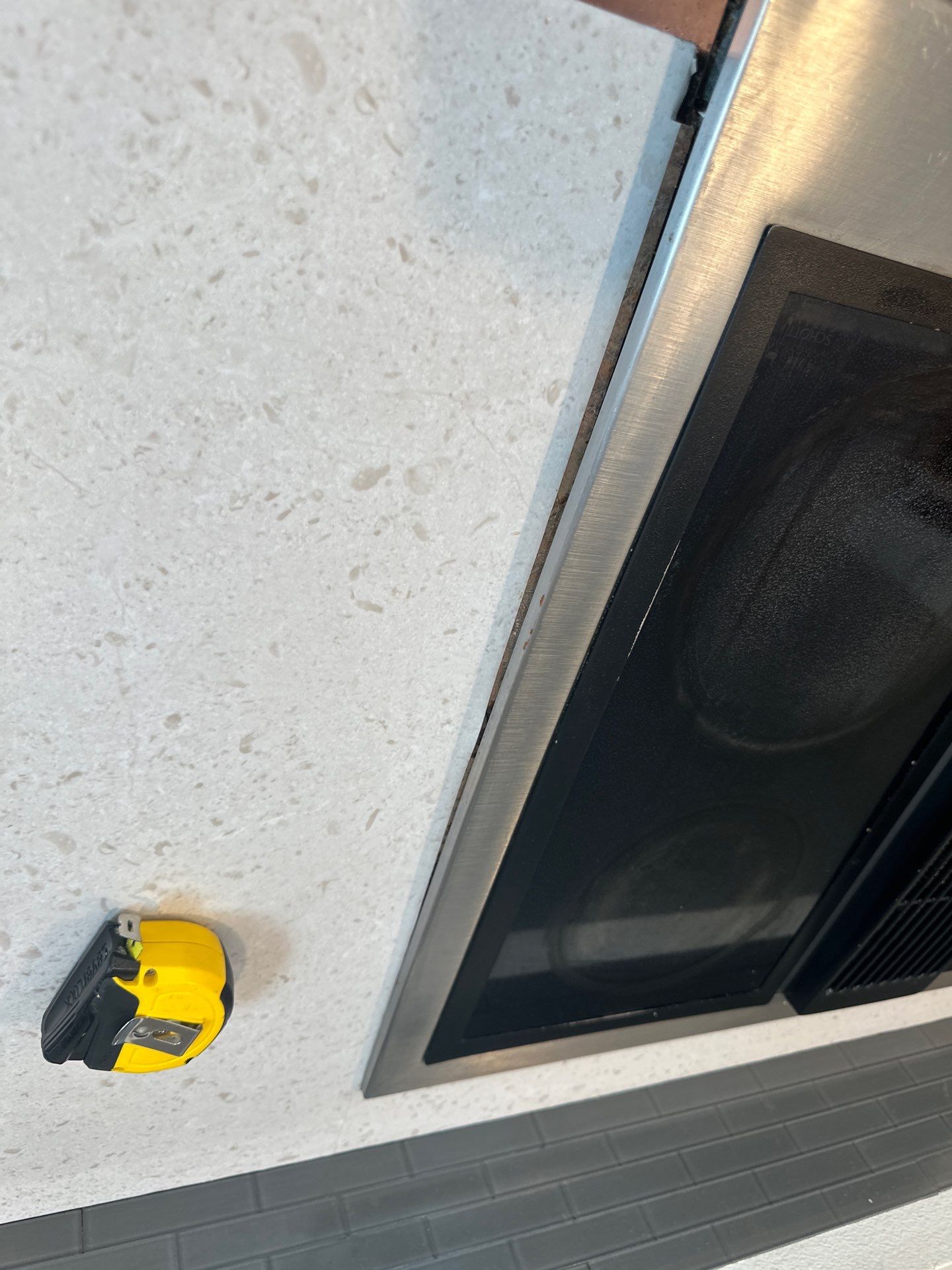 Formica Countertop Cuts/ Downdraft Range Installation by RoundHouse Installations