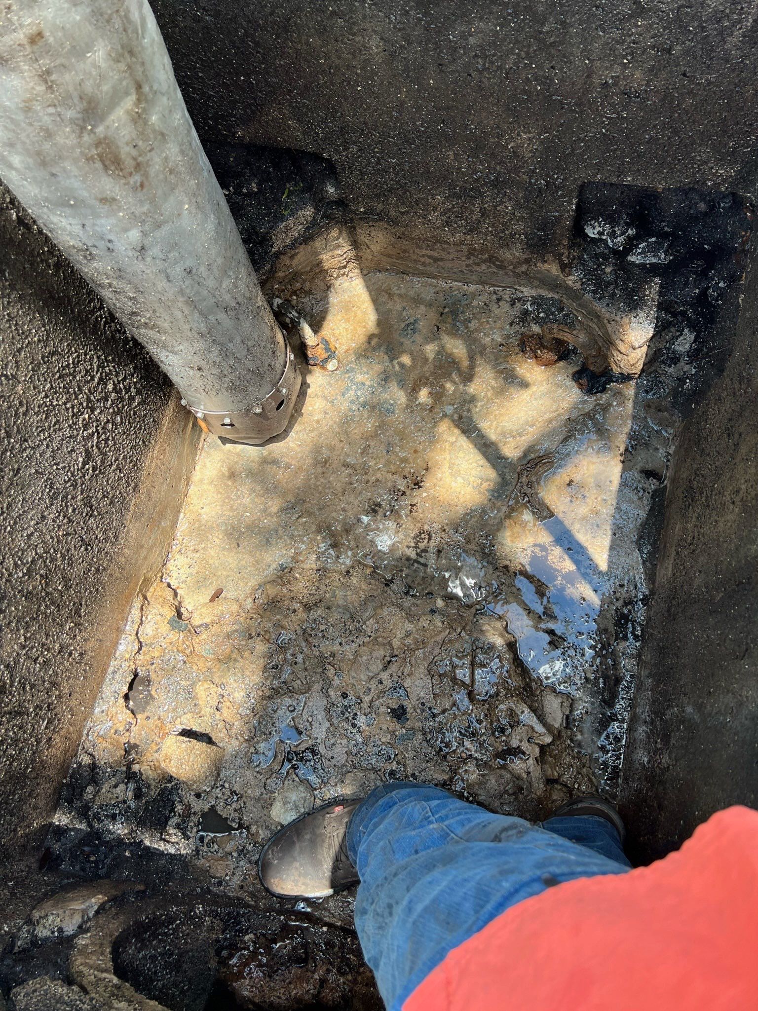 Apartment Complex Storm Water System Maintenance by APS Power & Water