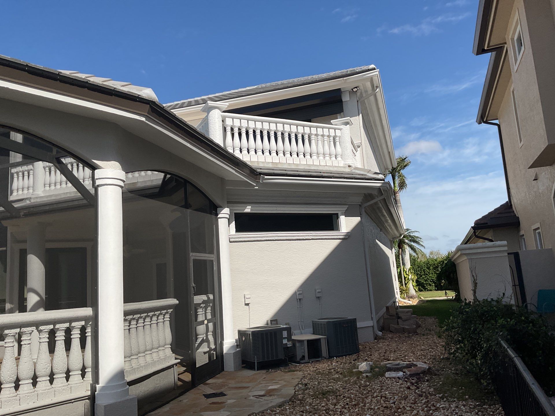 7-Inch Seamless Gutters for Heavy Rainfall in Cape Coral FL by Gutter Professors