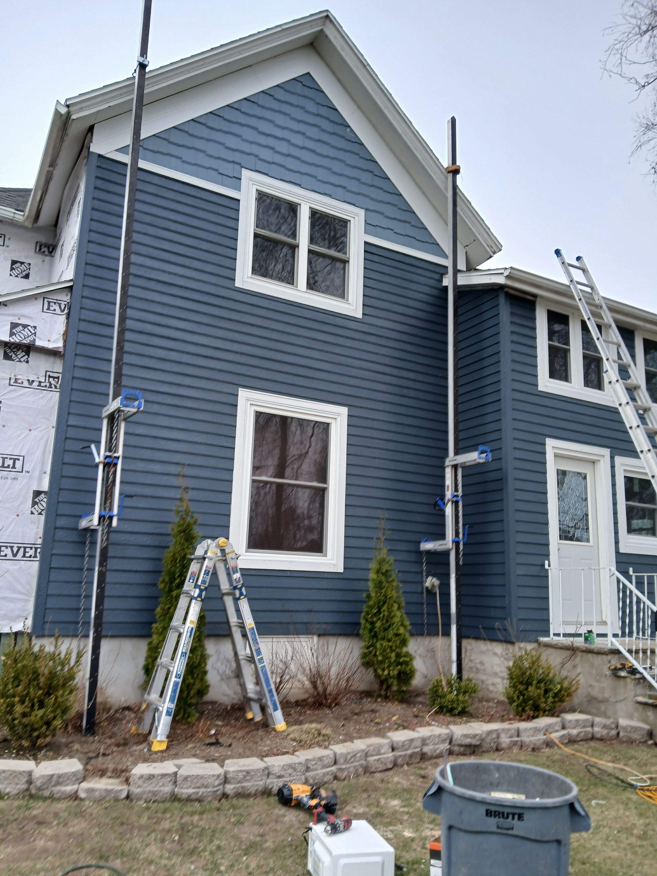 TAMMY'S DREAM HOME FIX UP!  by Gellings Roofing & Siding