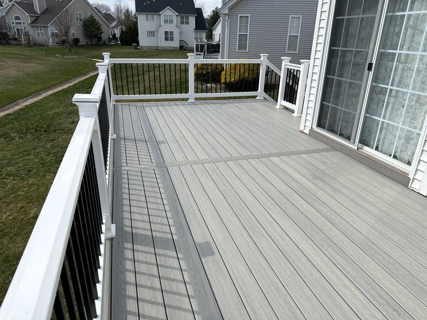 New Deck in Monroe Township, New Jersey by deck guardian