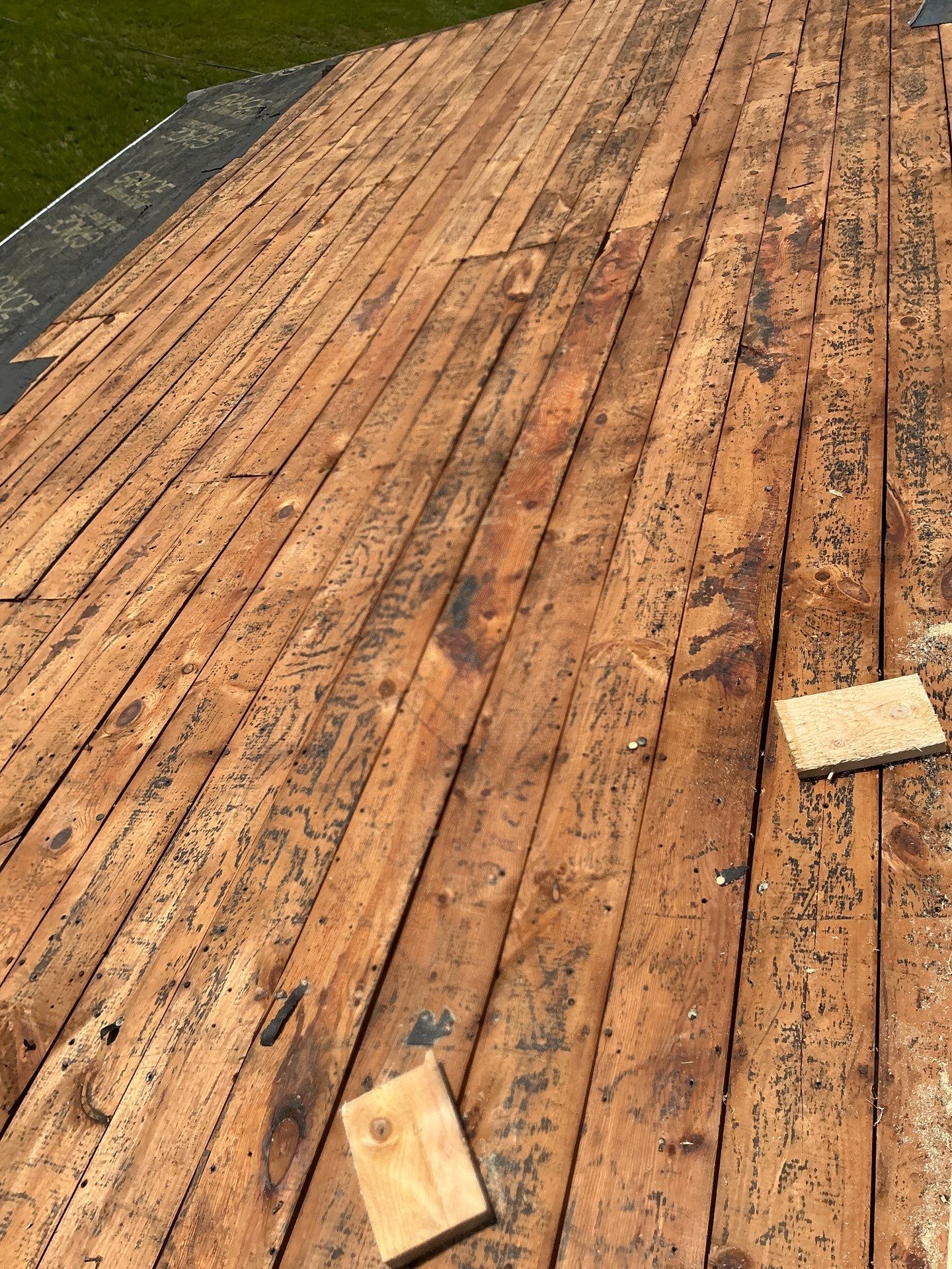 Full Roof Replacement & Chimney Repair – Onyx Black, MA by Mighty Dog Roofing of Greater Middlesex County