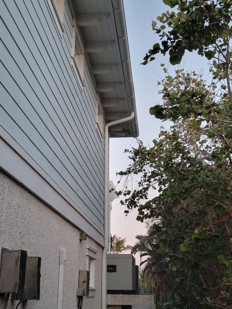All New 1/2 Round Gutters in Nokomis FL by Gutter Professors
