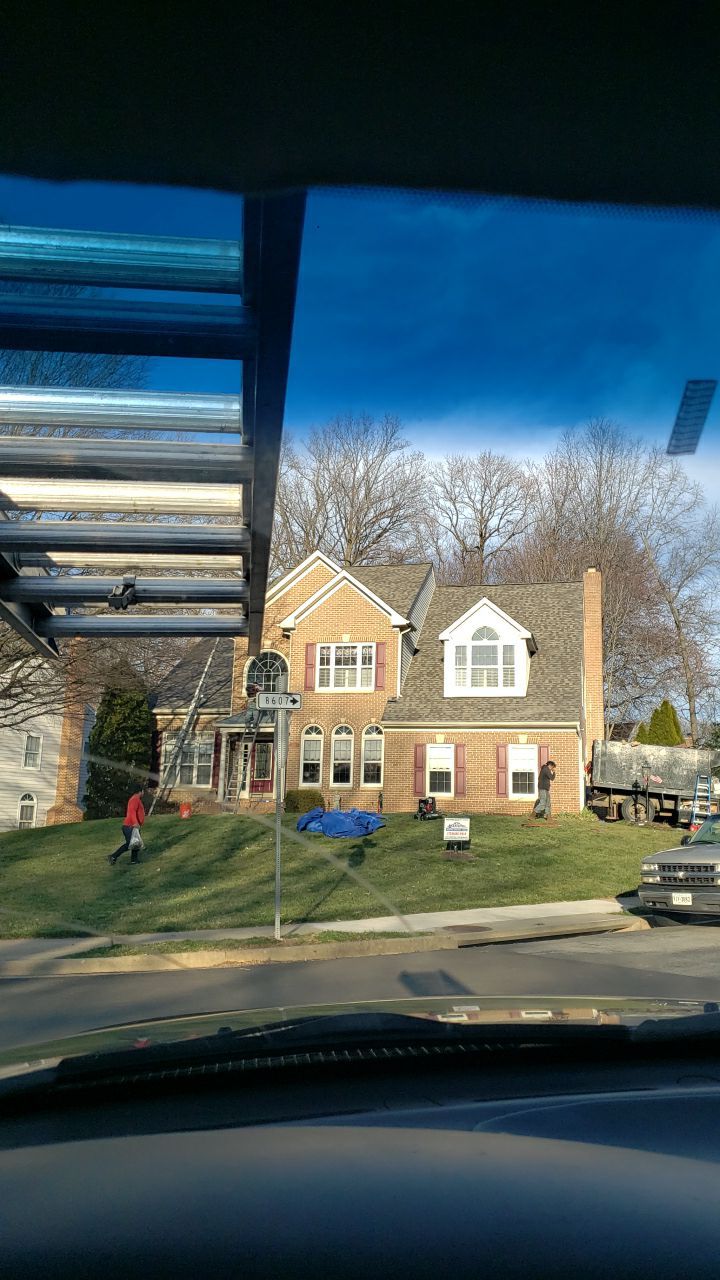 Fairfax Station: CertainTeed Landmark Pro Designer Shingles in Max Def Weathered Wood by RM Banning, Inc.