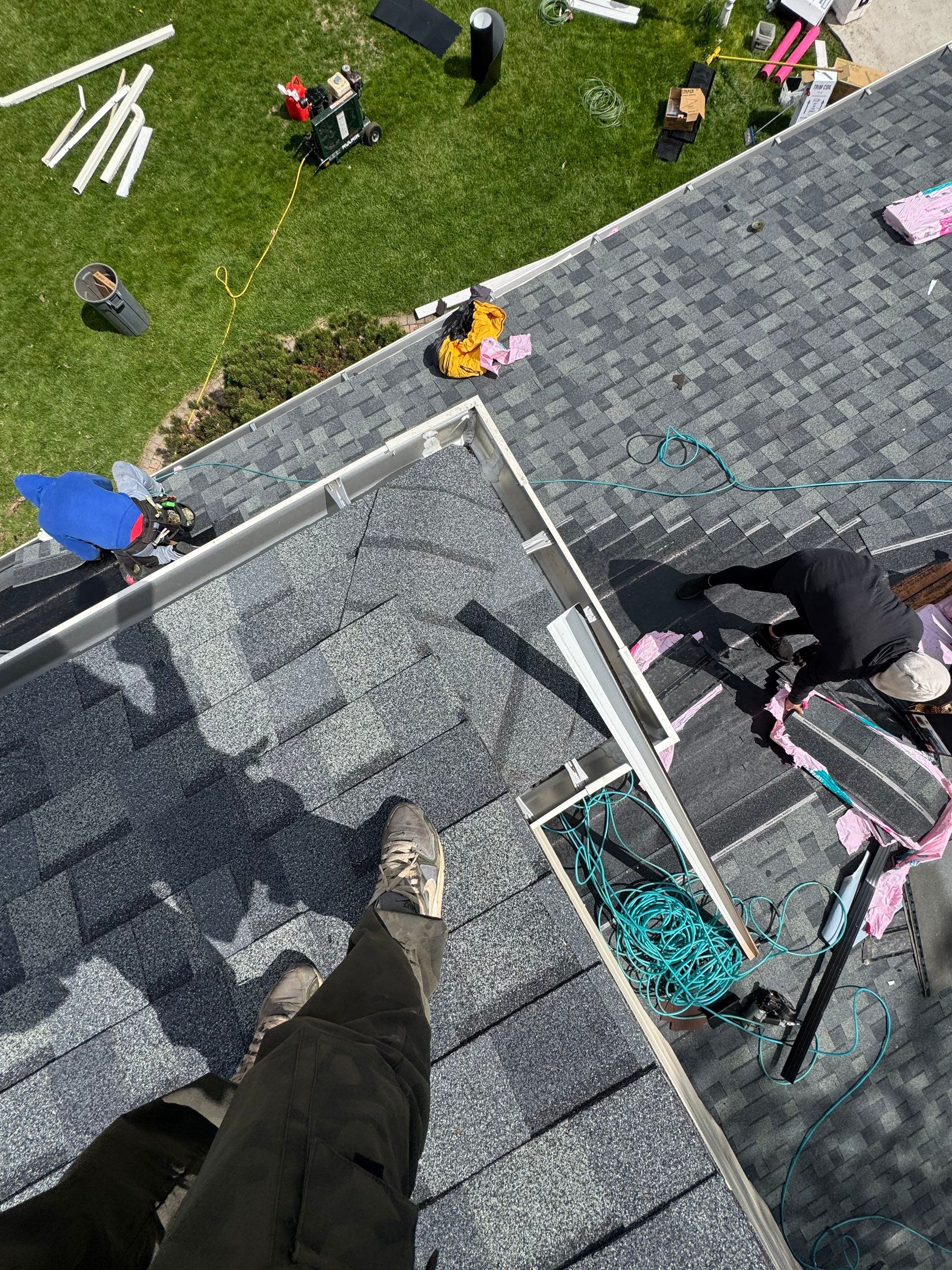 Roof Replacement using Owens Corning Tru Definitions by 180 Contractors