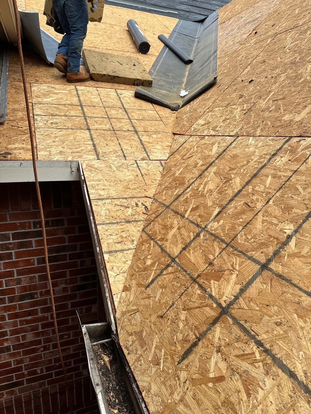 Residential Roofing Installation using Owen's Corning Duration (Lifetime) Shingles by Roof Repair Company