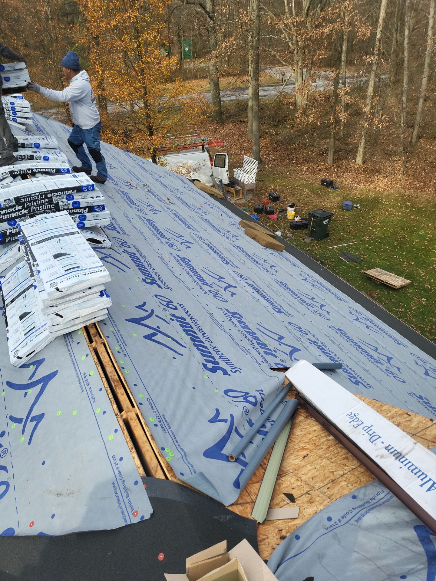 ATLAS PINNACLE COLOR: BURNT HICKORY DRIP EDGE: ROYAL BROWN by Eagle Eye Roofing