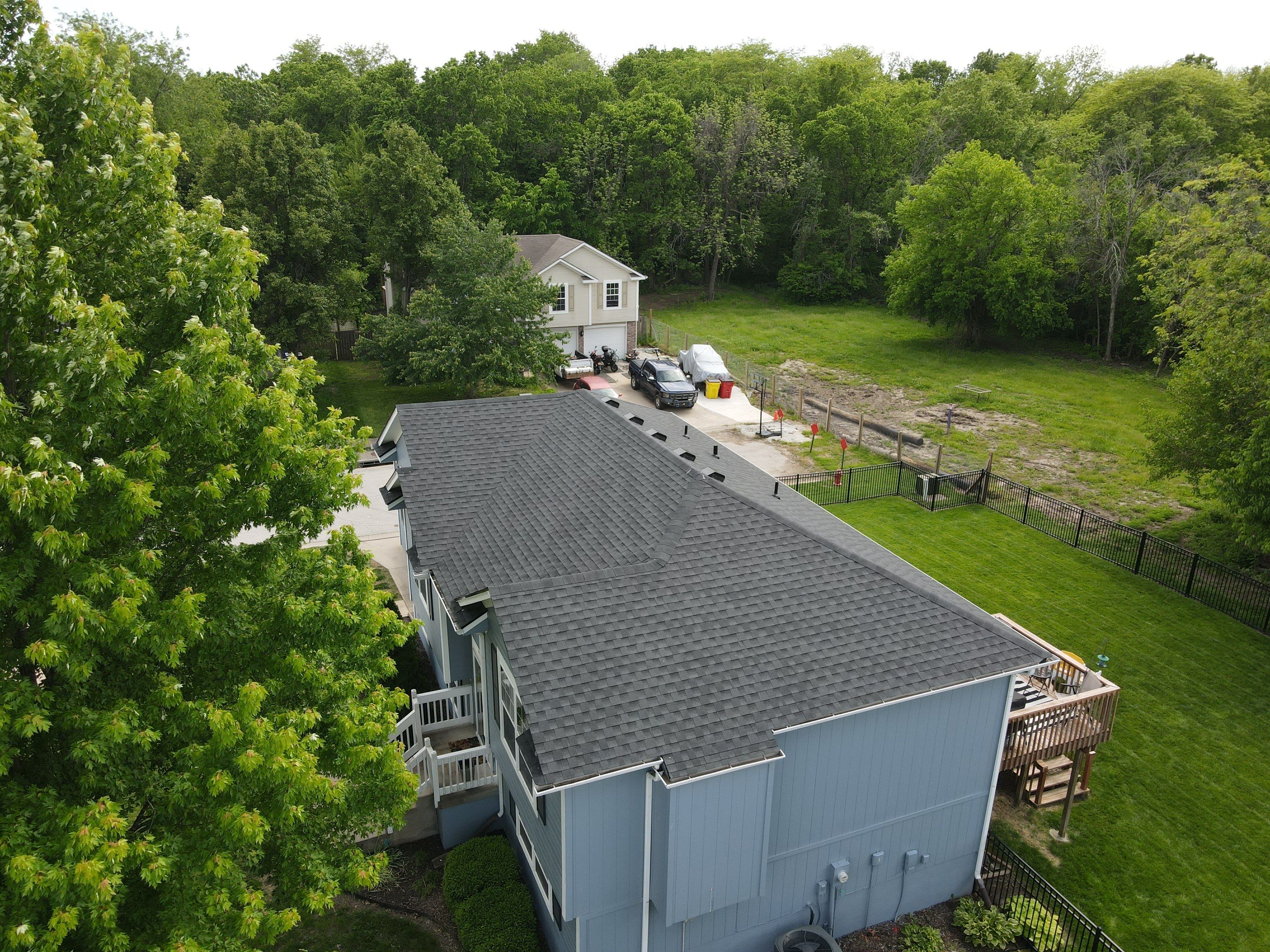Grain Valley Residential Roof Replacement Featuring GAF Timberline HDZ Shingles by Summit Roofing