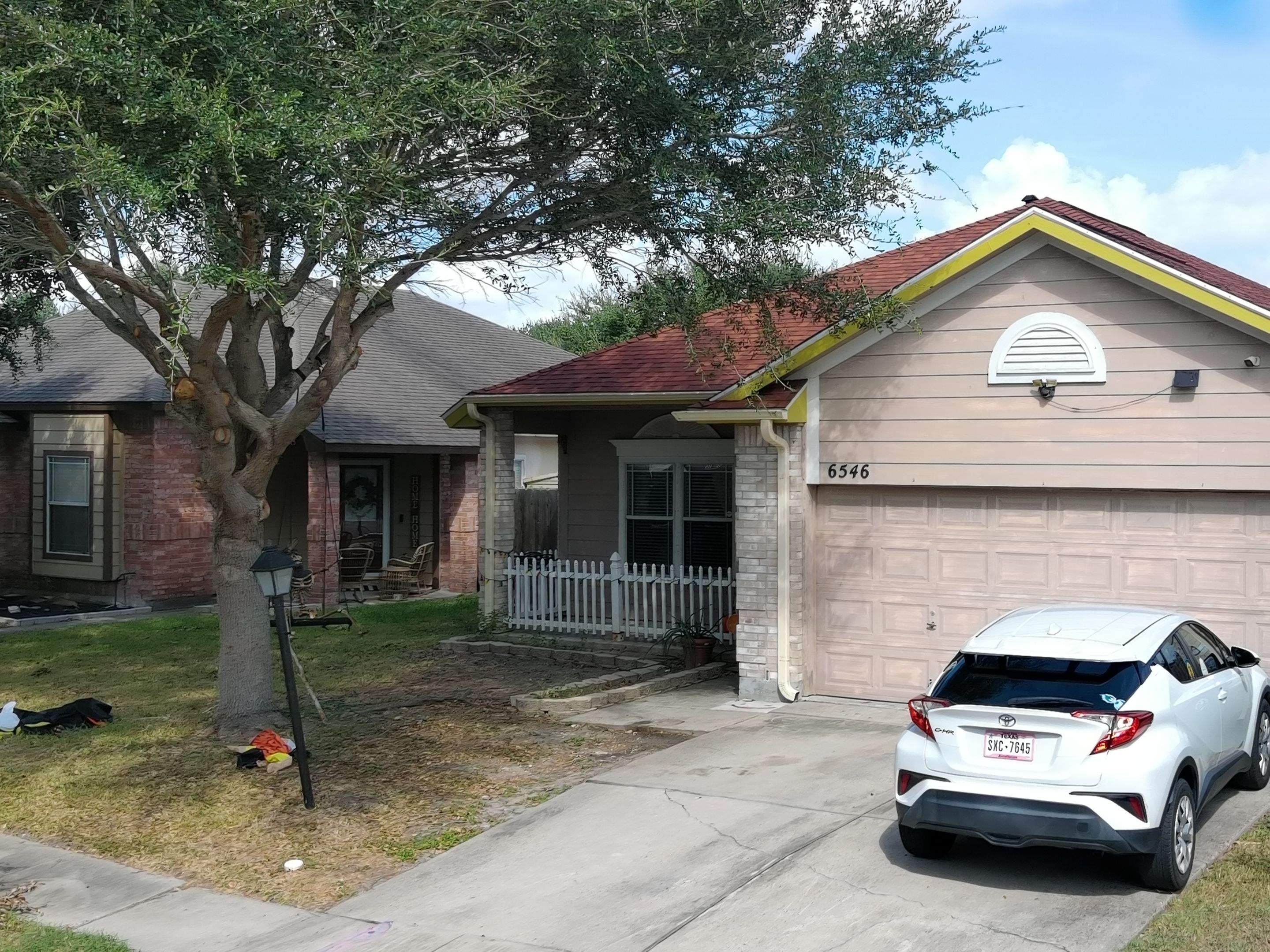 Love my new look! by Bayfront Roofing and Construction