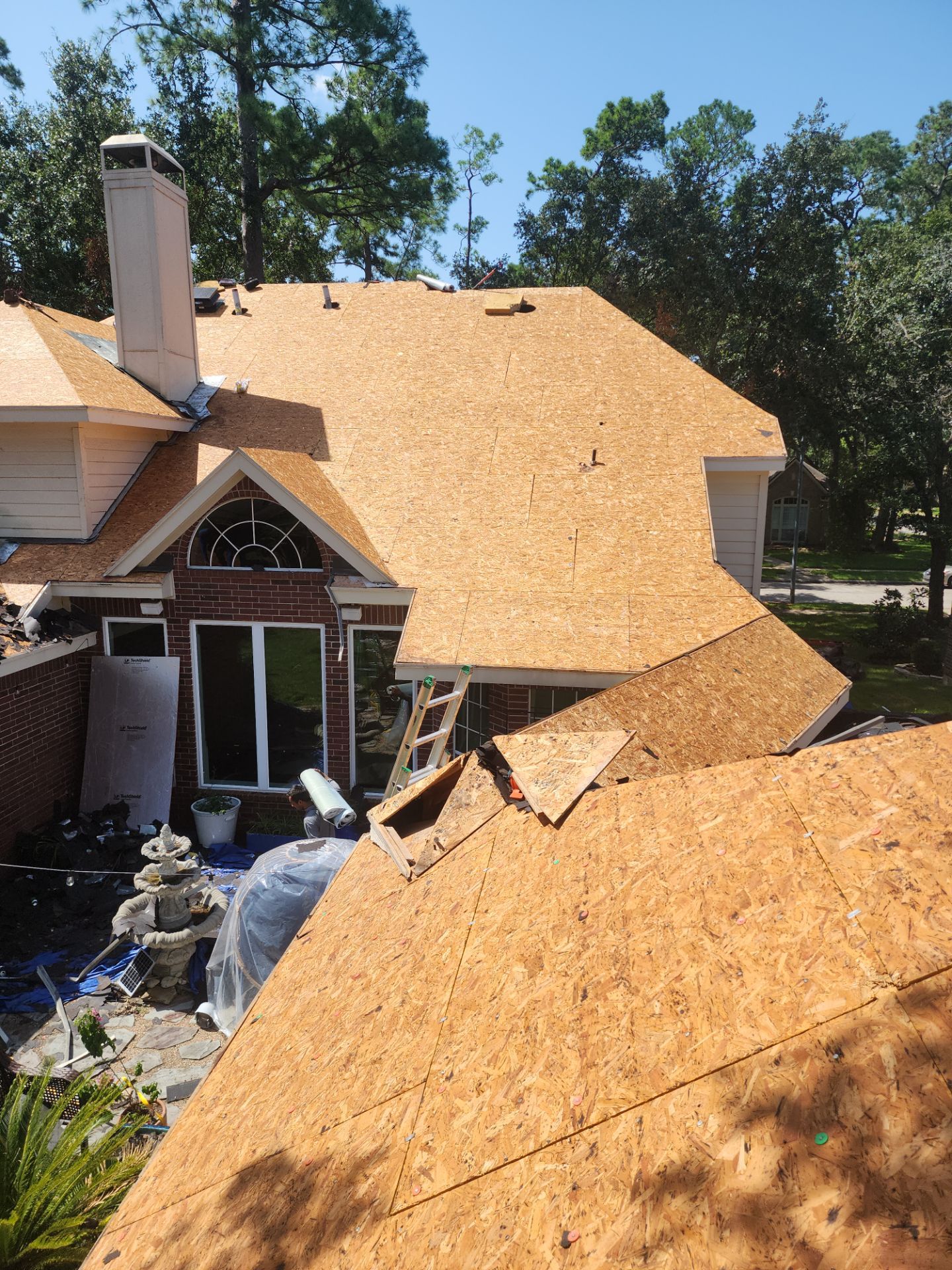 Residential Roofing Installation using Owen's Corning Duration (Lifetime) Shingles by Roof Repair Company