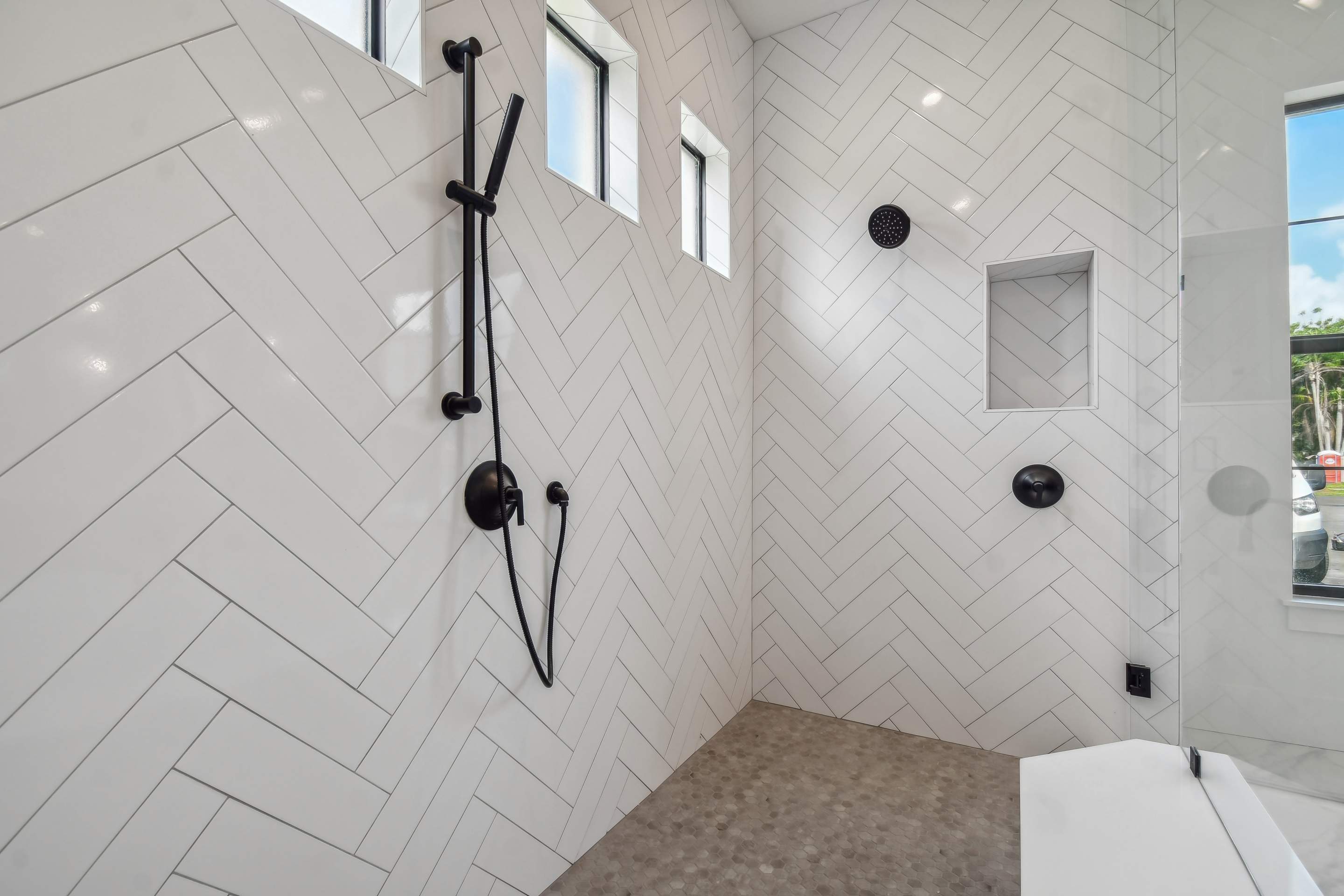 Custom Kingston by Lyons Heritage Tampa, LLC