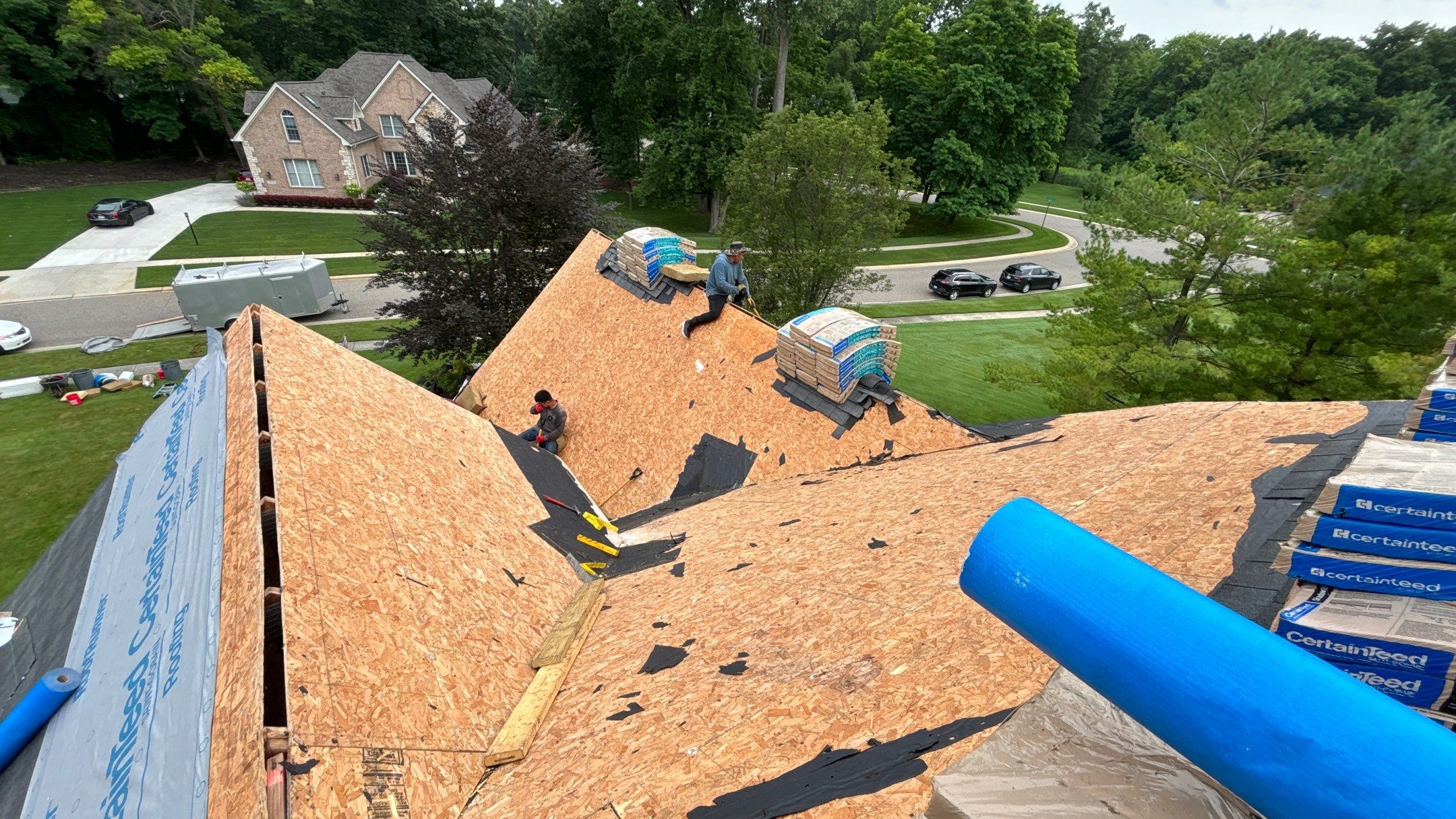 Roof Replacement using CertainTeed Landmark by 180 Contractors