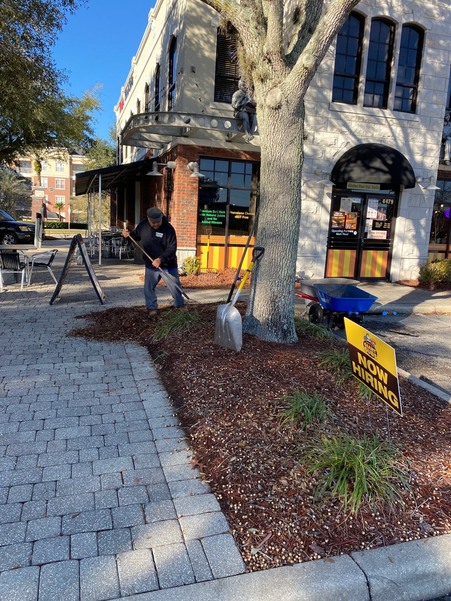 Larry’s Giant Subs | Rock & Mulch by ProGreen Services