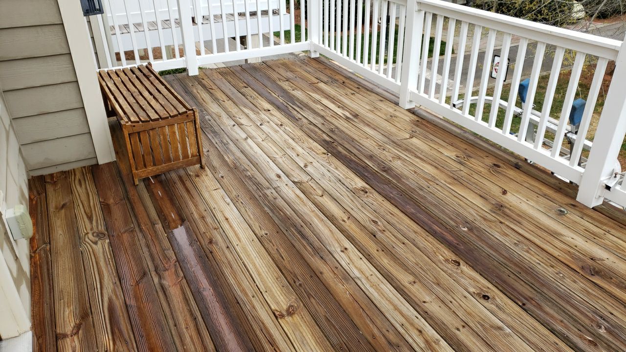 House Wash using cleaner by Power Wash Masters LLC