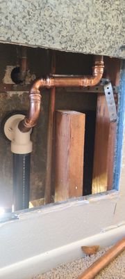 Condensate drain into Tub Waste and Overflow