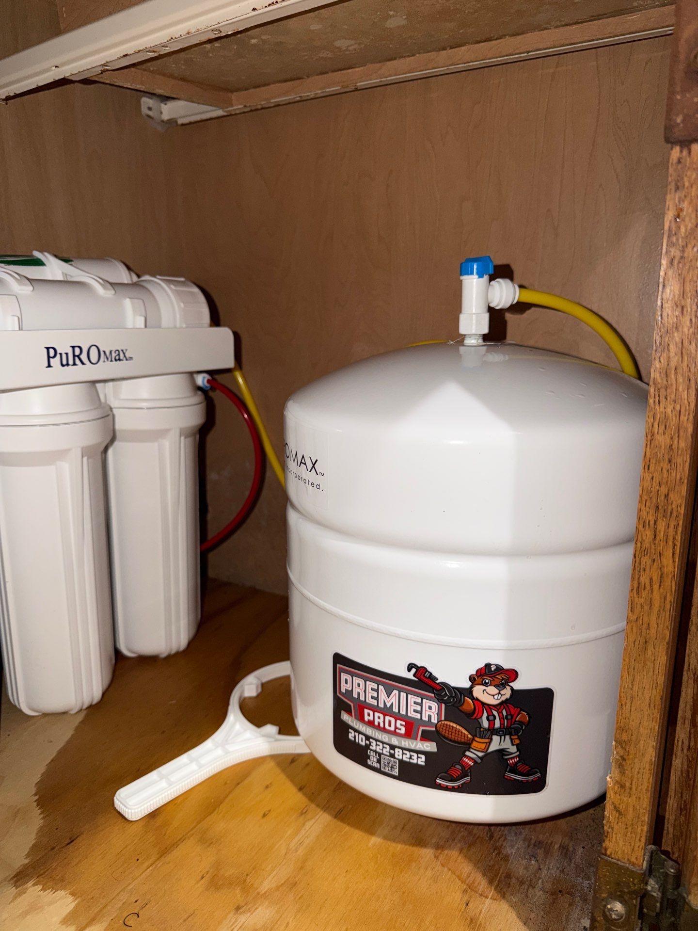 Comprehensive Water Treatment and Electric Water Heater Installation in Seguin by Premier Pros
