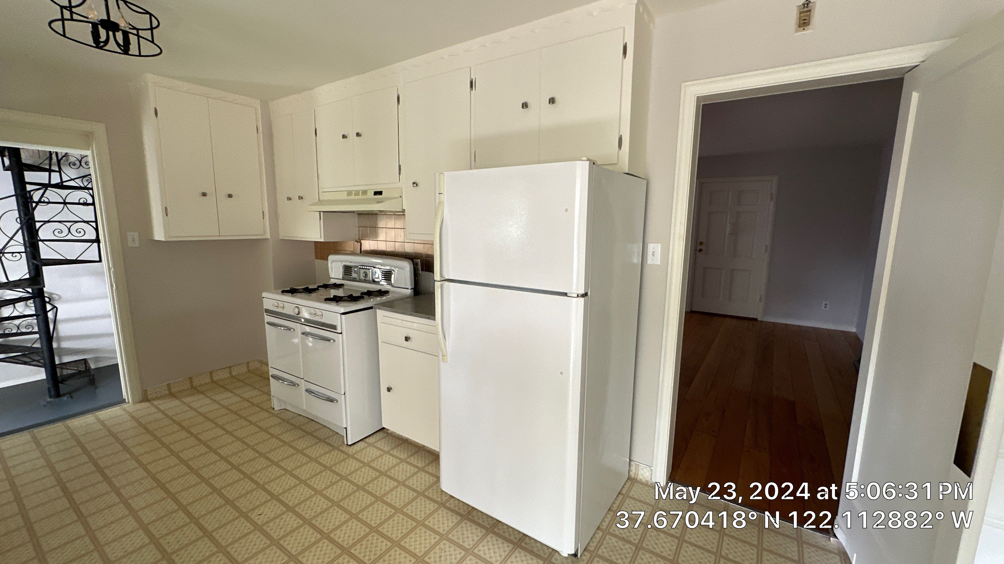 Interior- exterior Painting Hayward  by Herrera’s Bay Area Painting inc.