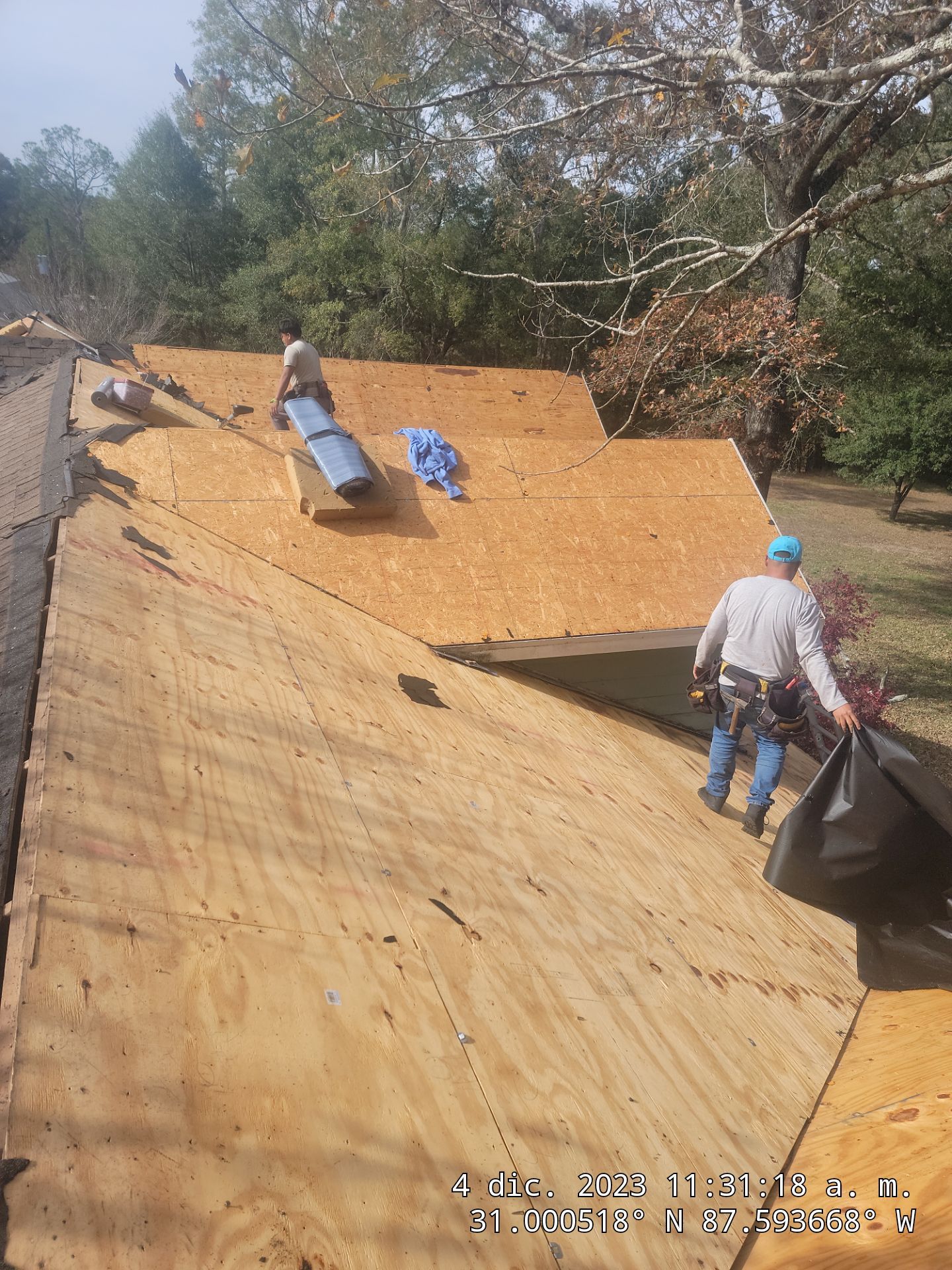 Jaye by IAM Roofing LLC