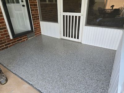 Front Porch & Garage Using Creekbed