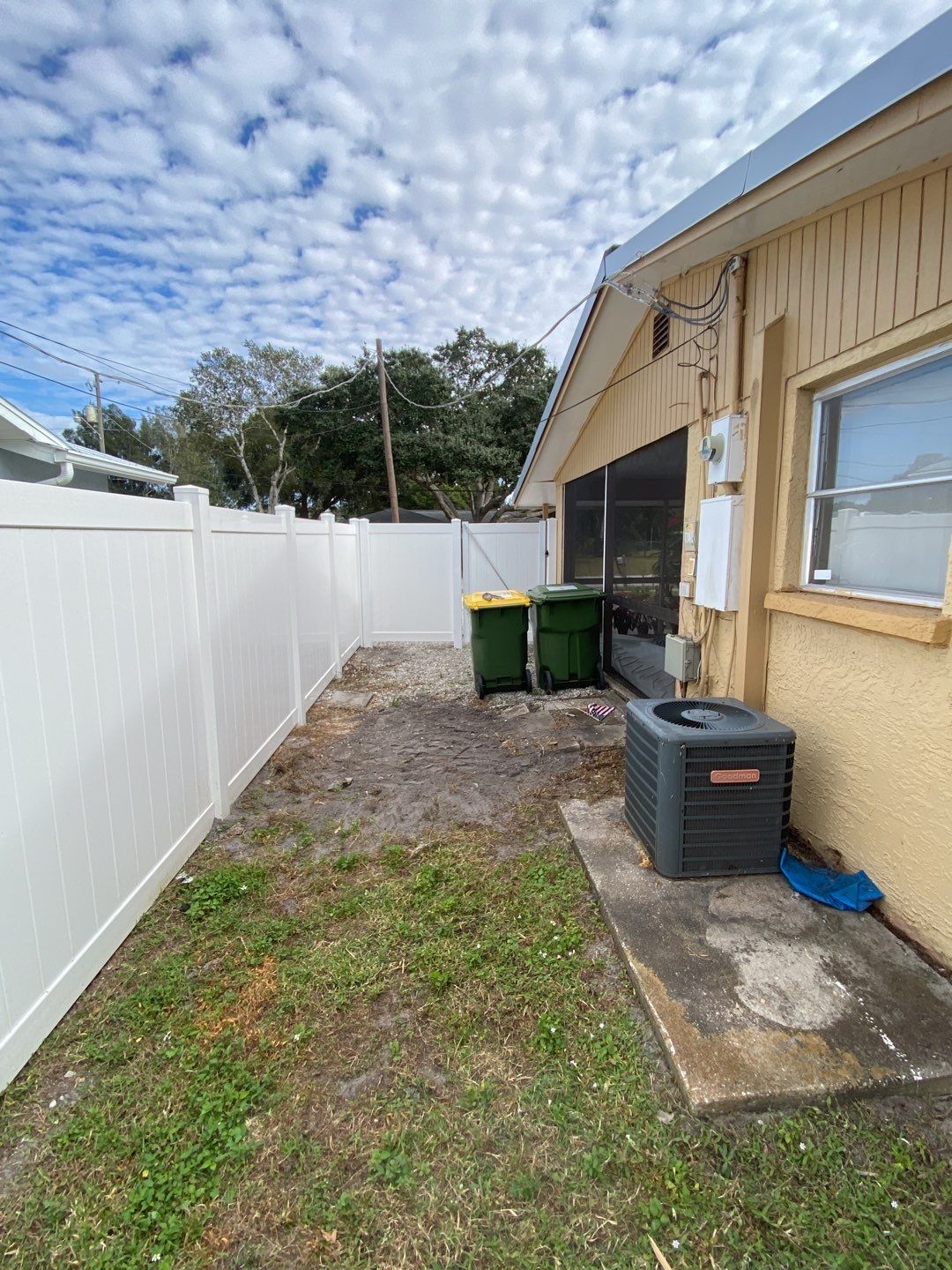 Sarasota, FL 6 ft. Tall White Privacy Fence  by Asap fence and gates, LLC