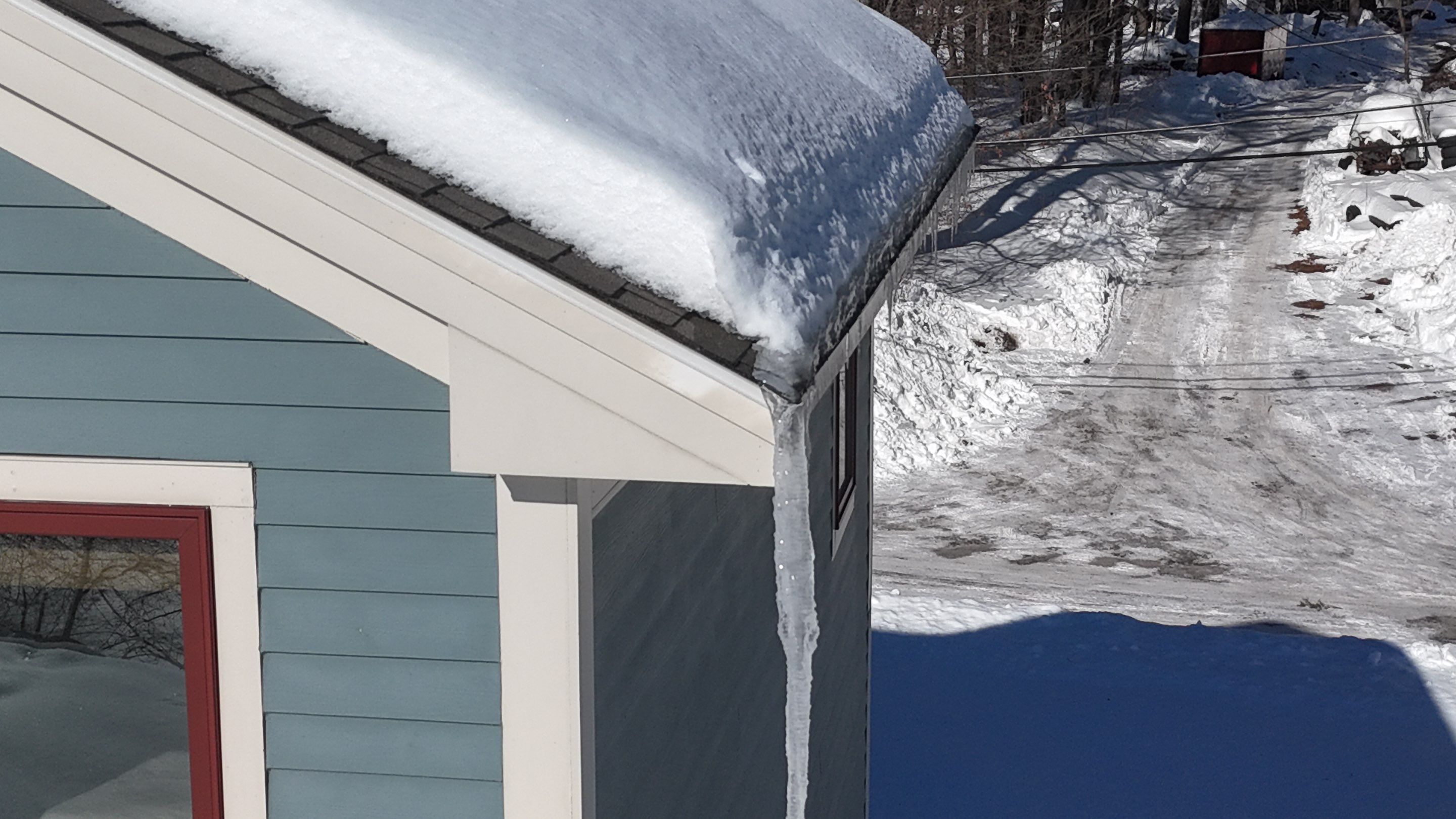 Snow | Ice dams Removal by Mighty Dog Roofing of Greater Middlesex County