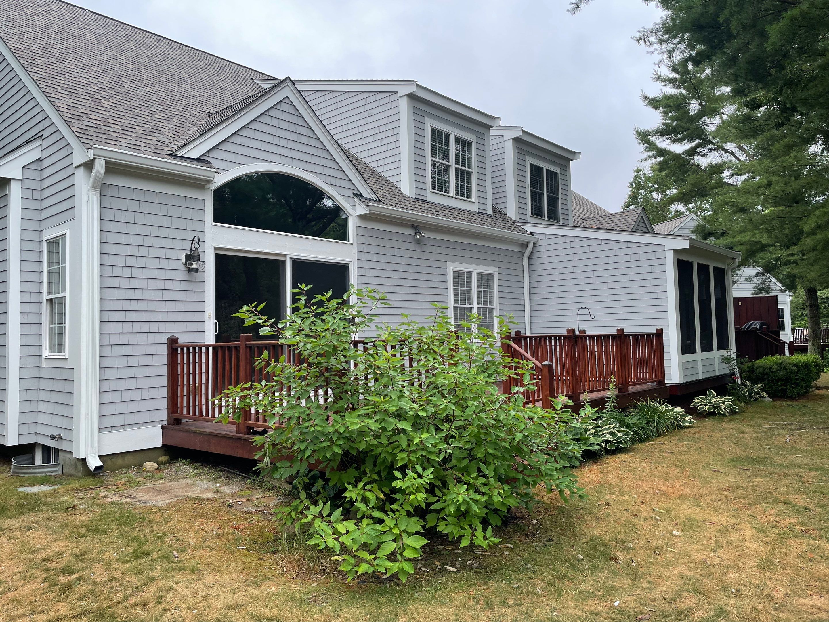 6" K-Style Aluminum Gutters Installed in Bourne, MA by Gutter Pro Enterprises