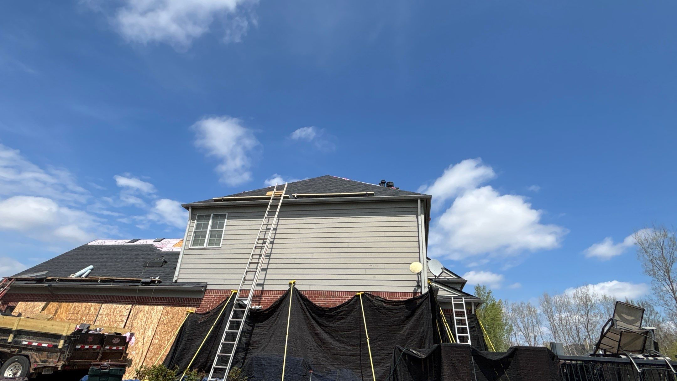 Roof Replacement using Owens Corning Onyx Black by 180 Contractors