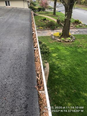 Comprehensive Gutter Cleaning and Debris Removal in Summit