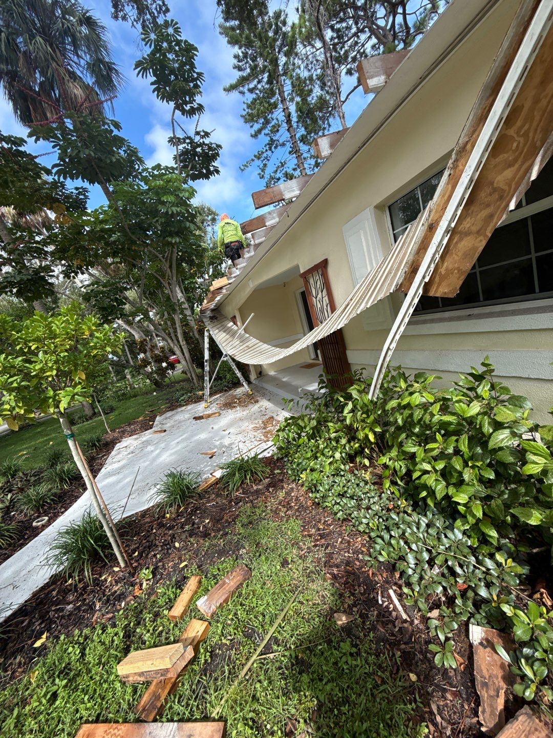 Project in St. Petersburg 33710 by Mitchell Roofing Company LLC