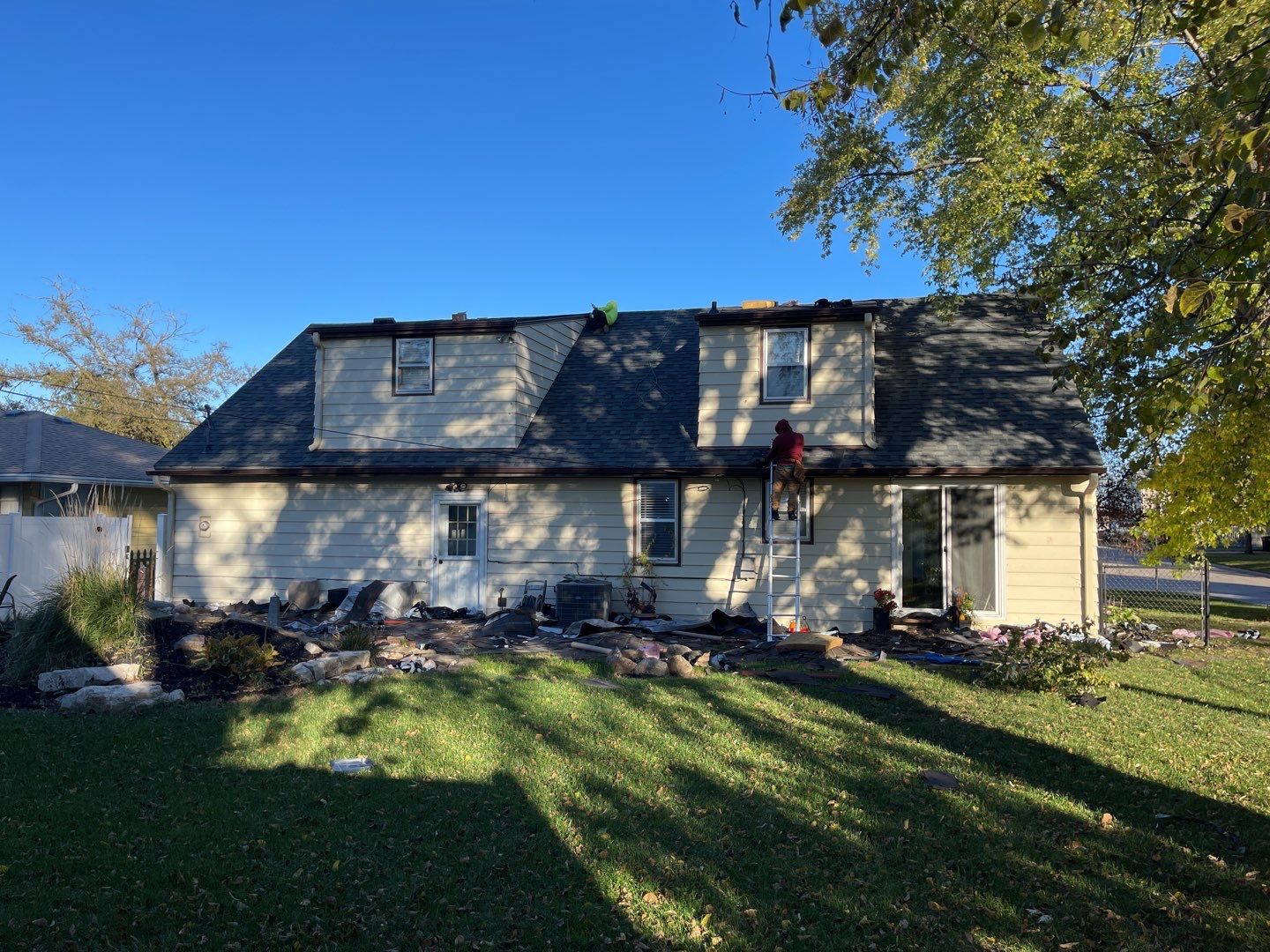 James Hardie by Lightning Exteriors