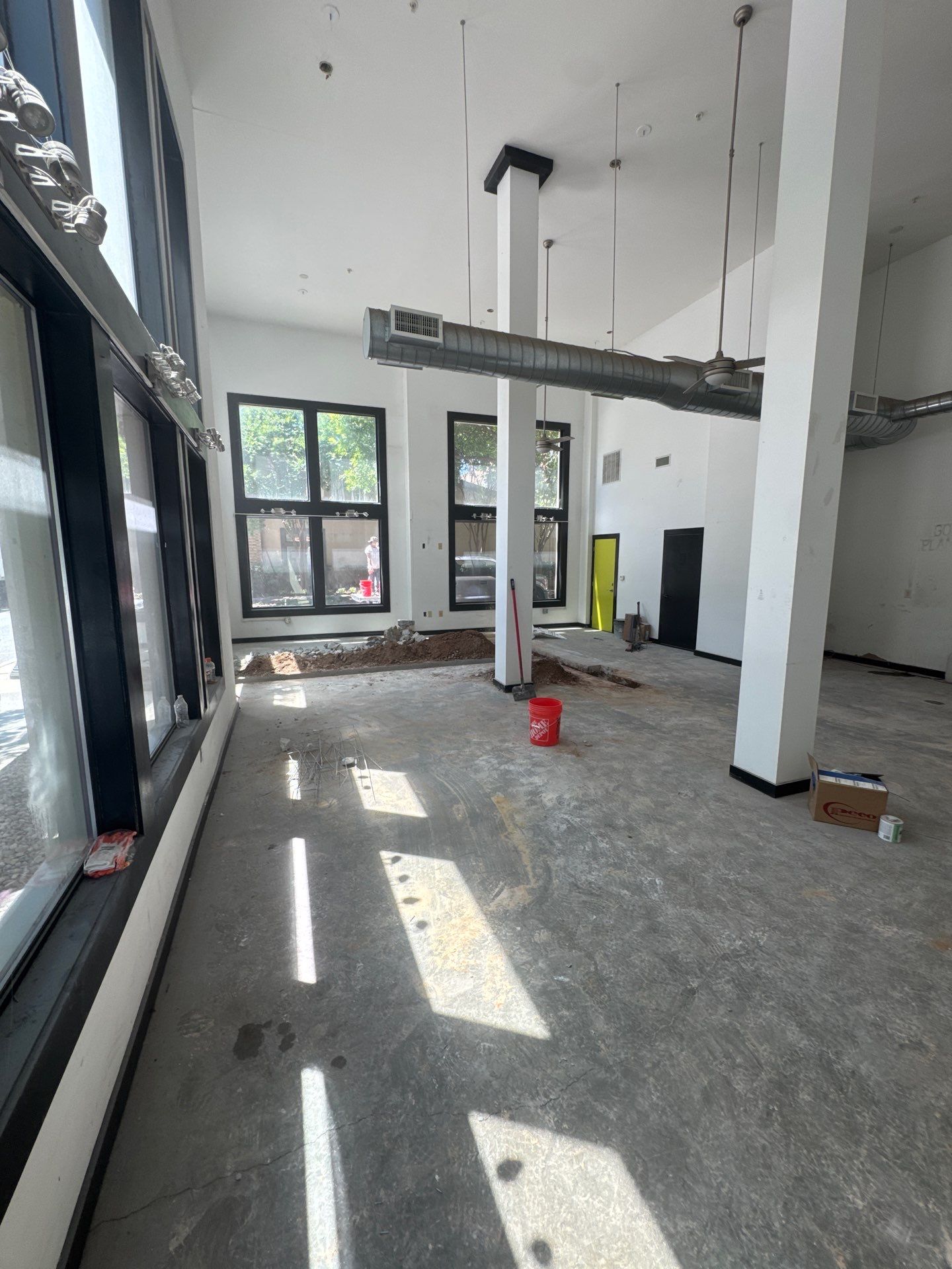 Commercial Retail Build Out for Verizon Mobile in Atlanta by Mark Allan Contracting
