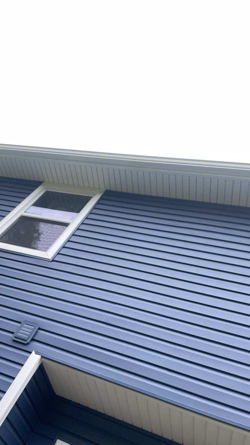 Siding Replacement using CertainTeed Restoration Classis D4 by 180 Contractors