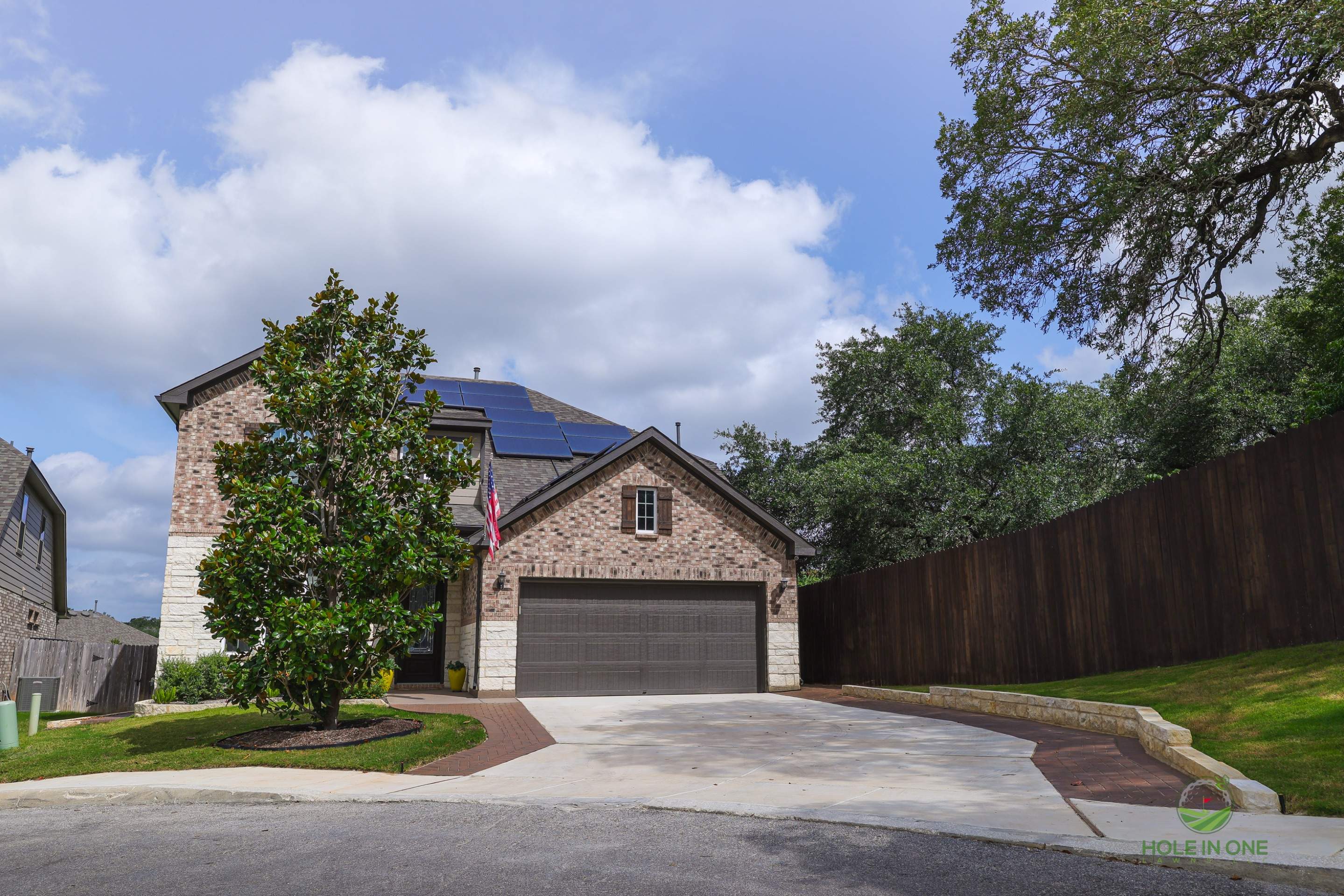 Mustang Oaks, San Antonio TX by Hole In One Lawns, LLC