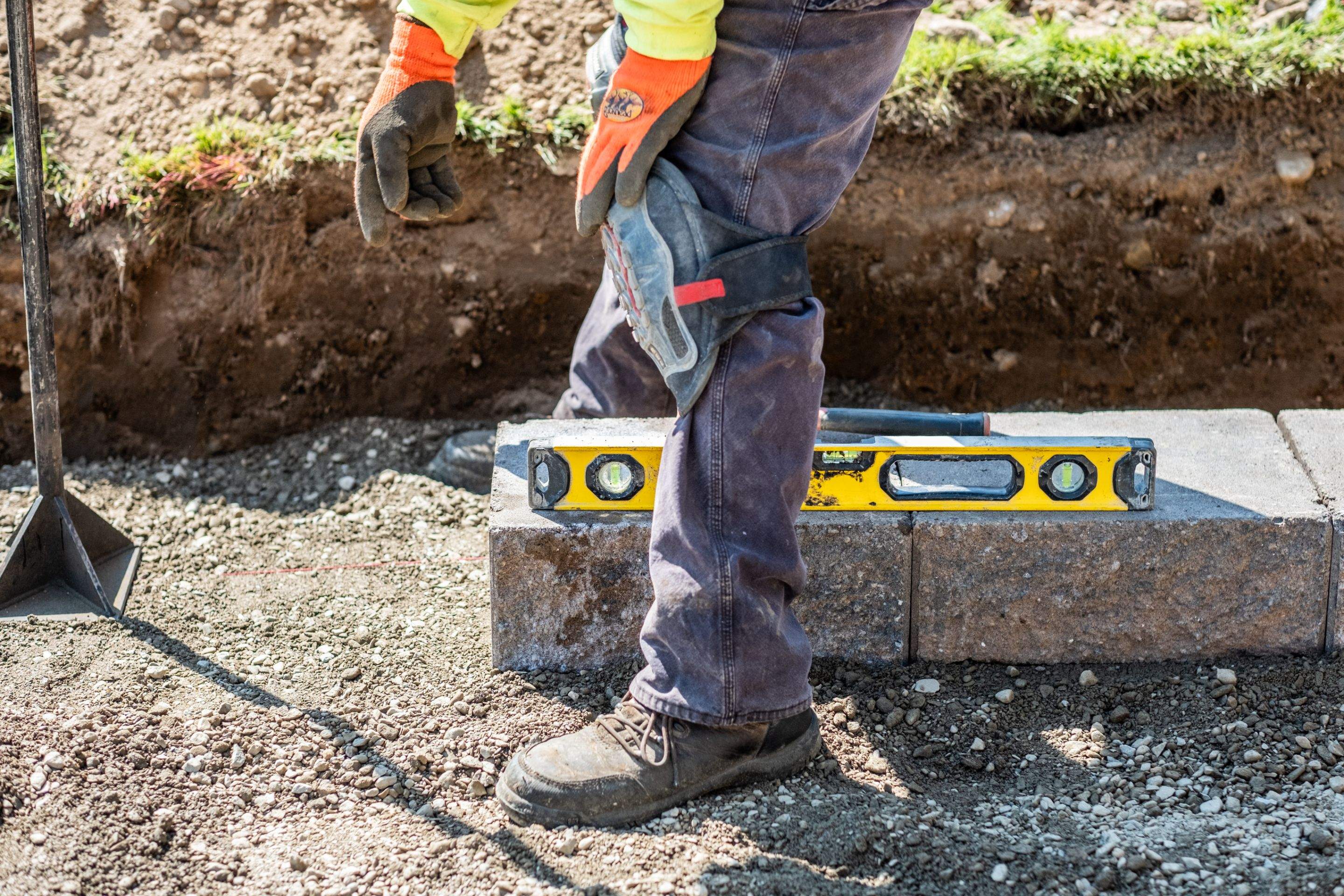 Justin | Retaining Wall, Landscape Project  by Jireh Asphalt & Concrete Inc 