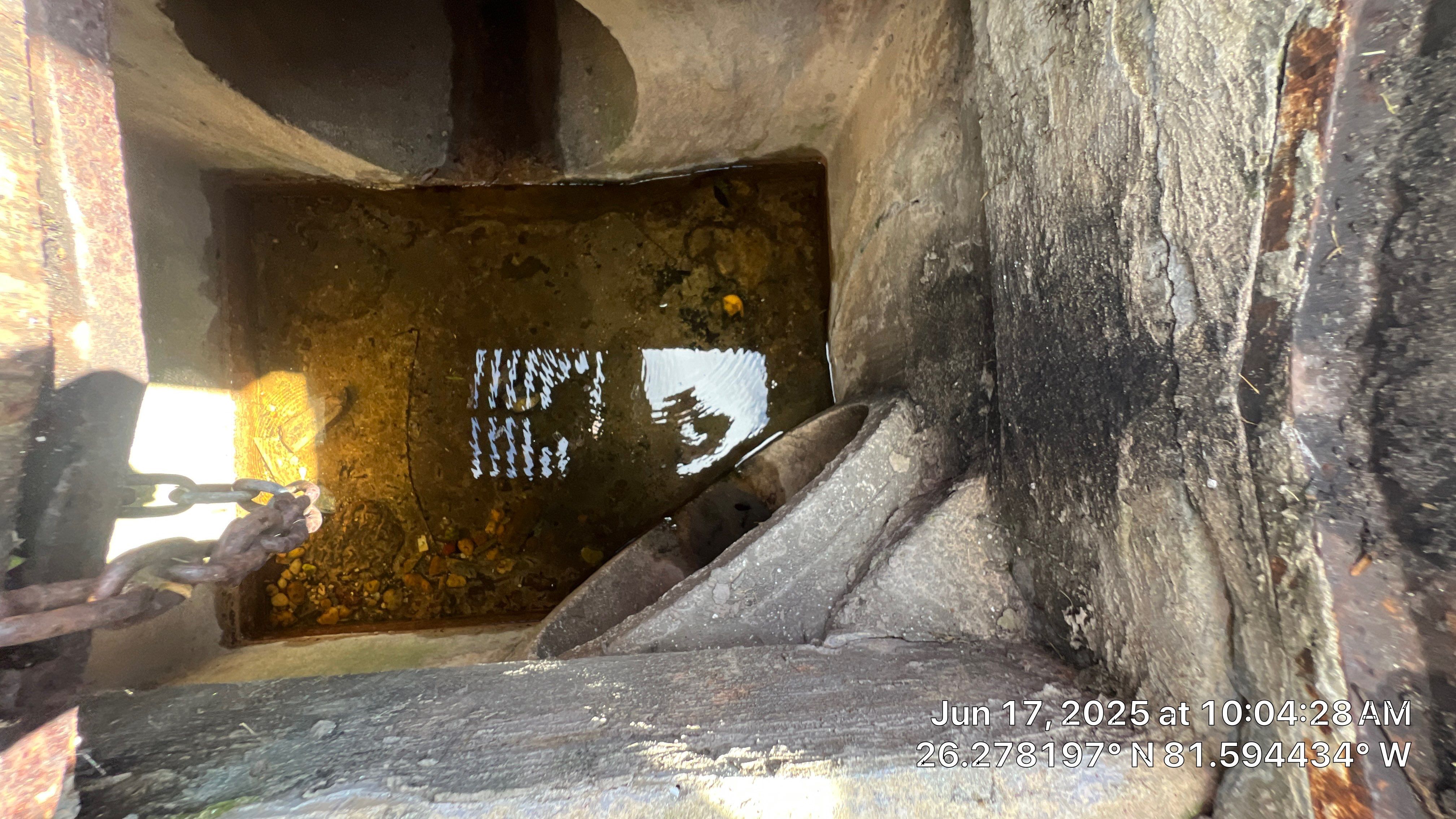 Naples Association Stormwater System Cleaning by APS Power & Water