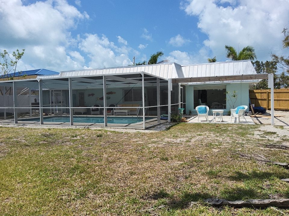 7-Inch Seamless Gutters in Sanibel FL by Gutter Professor by Gutter Professors