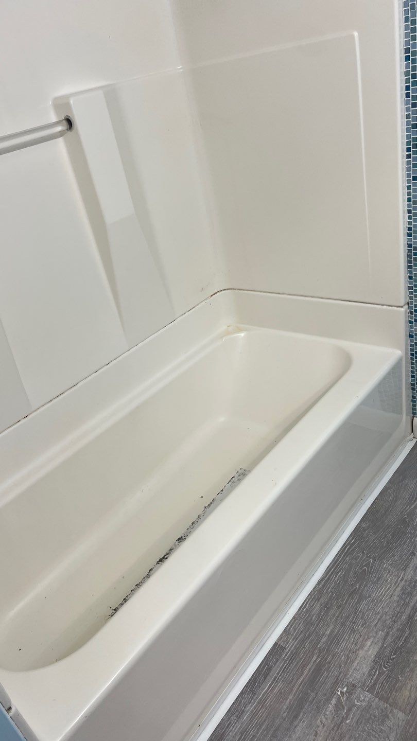 Tub replacement in Agawam, MA by Yankee Home Improvement