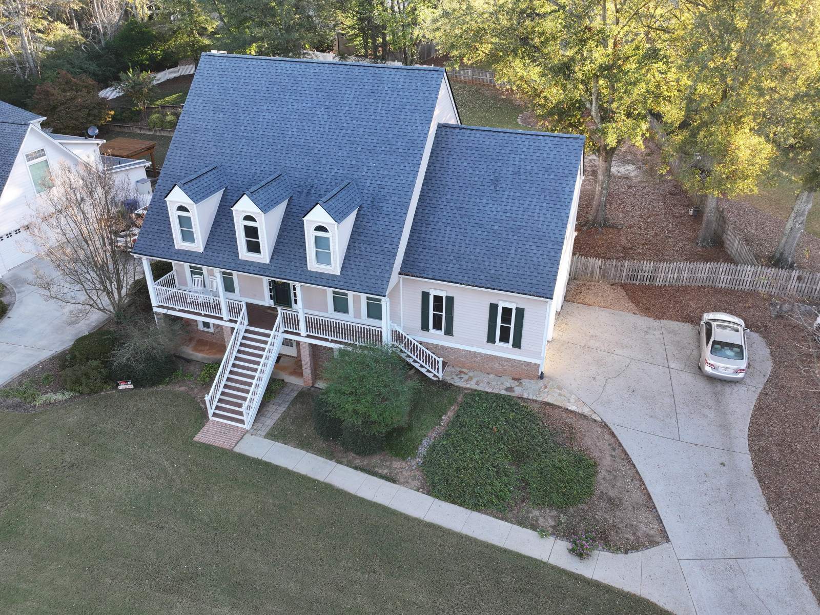 Atlas Pinnacle Pristine - Pewter Gray by Douglas Construction 