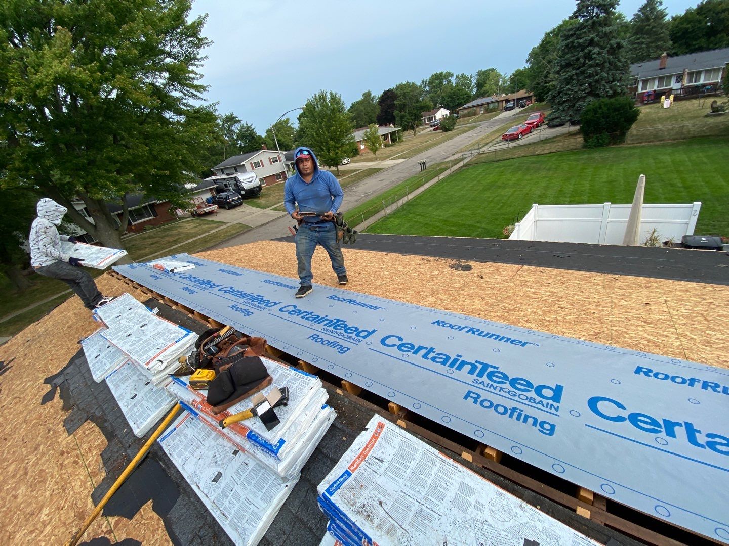 Roof Replacement using CertainTeed Landmark by 180 Contractors